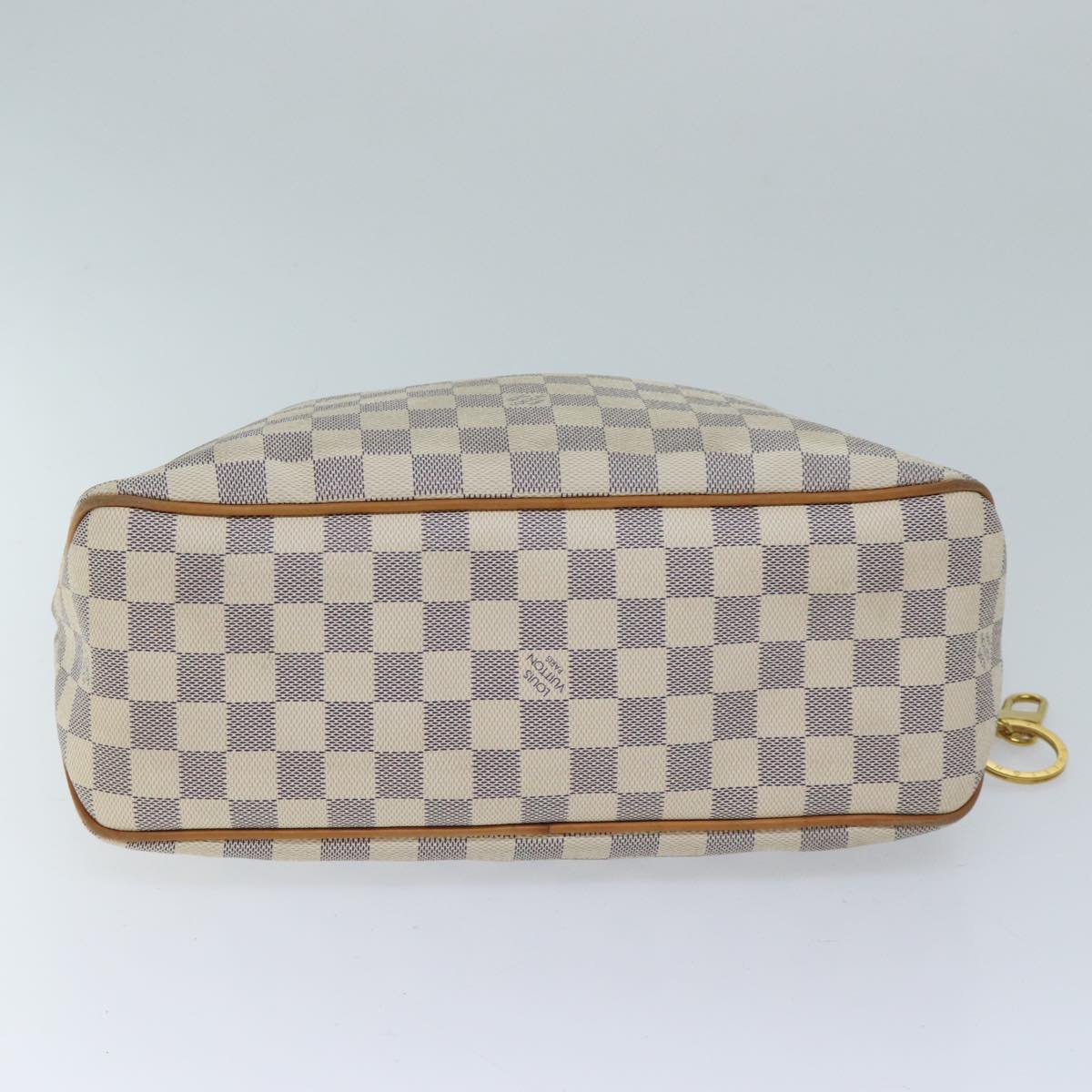 LO-LV bags 2101