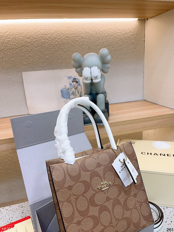 LO - CCH Bags - 106