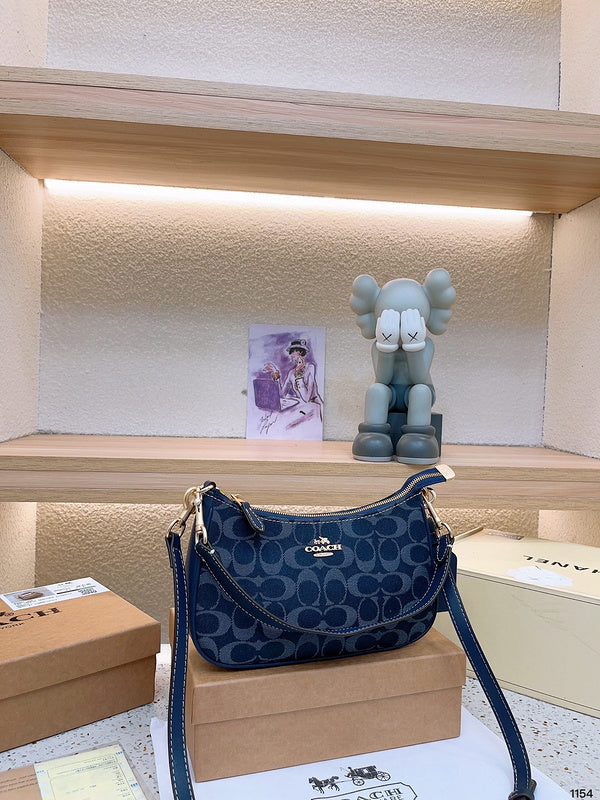 LO - CCH Bags - 174