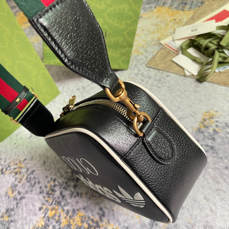LO - GCC Bags - 1919