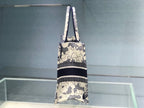 LO - DYOR   BAGS FOR WOMEN - FASHION LUXURY BAGS 345