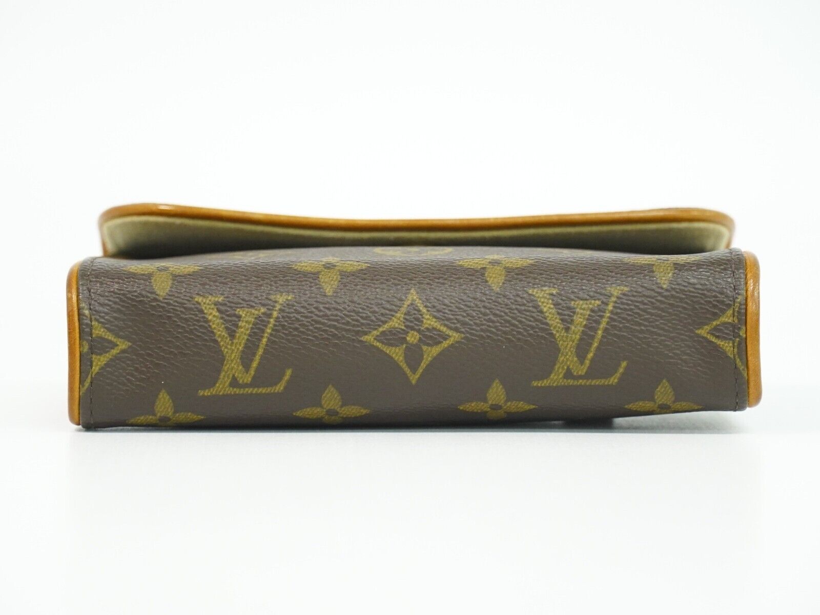 LO-LV bags 1019