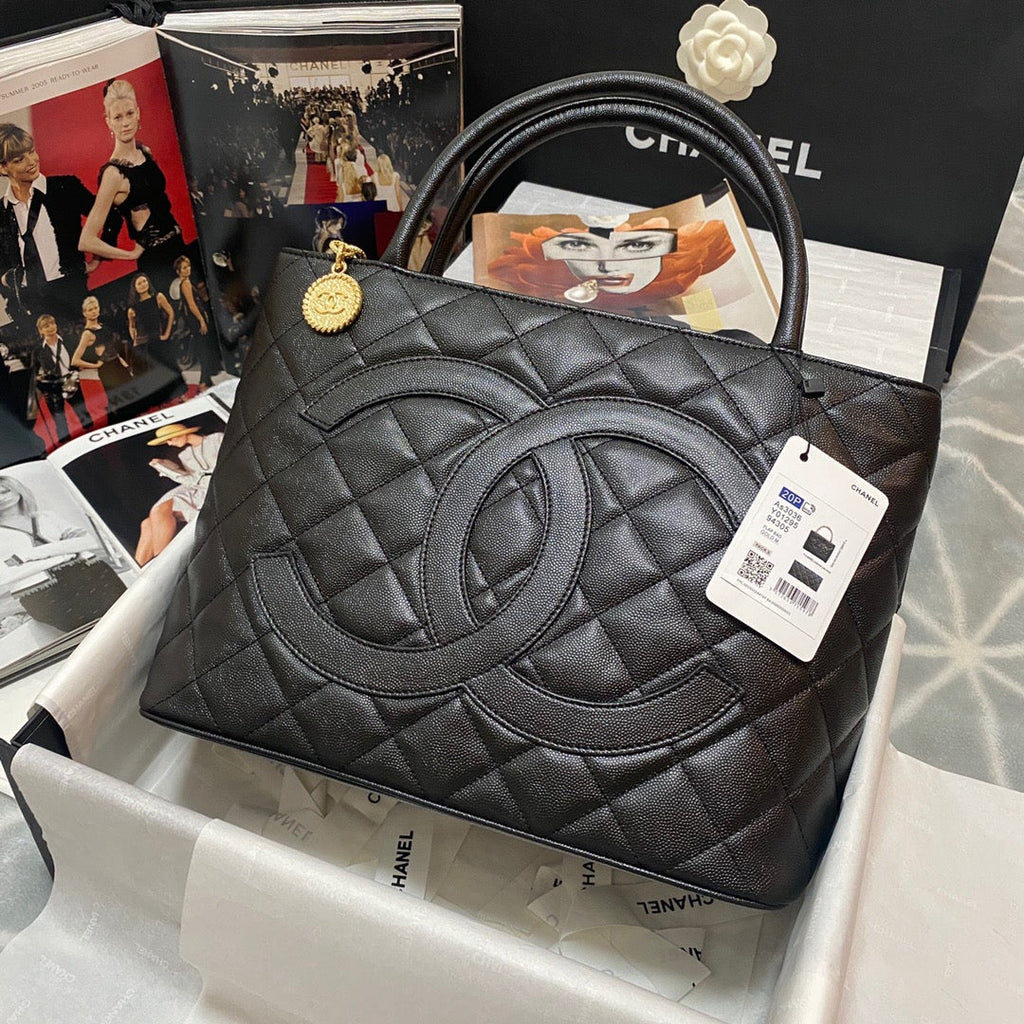 CHL - Medallion Tote Gold Hardware Caviar Black For Women Handbags, Shoulder Bags 15.6in/32LO