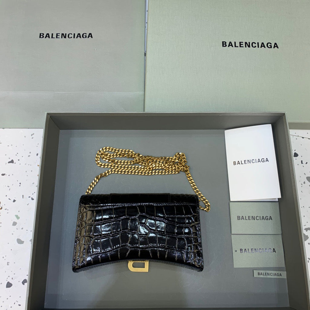 BLN-Ciaga Hourglass Wallet On Chain in Black, For Women,  Bags 7.6in/19LO  6560501LRGM1000
