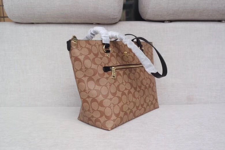LO - CCH Bags - 526