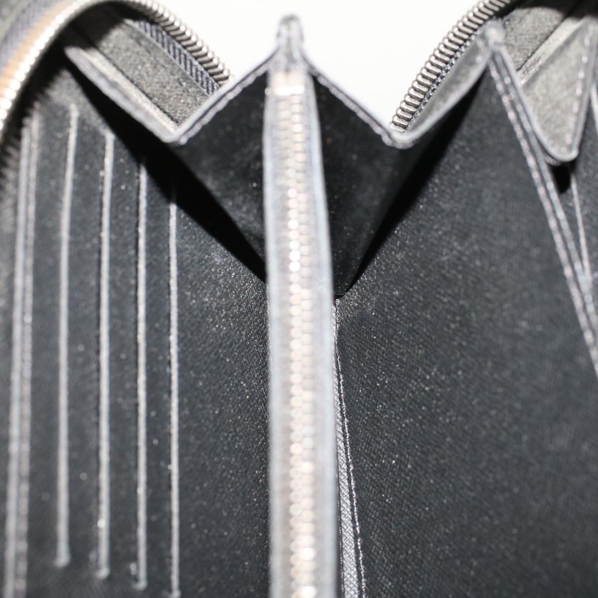 LO-LV bags 3117