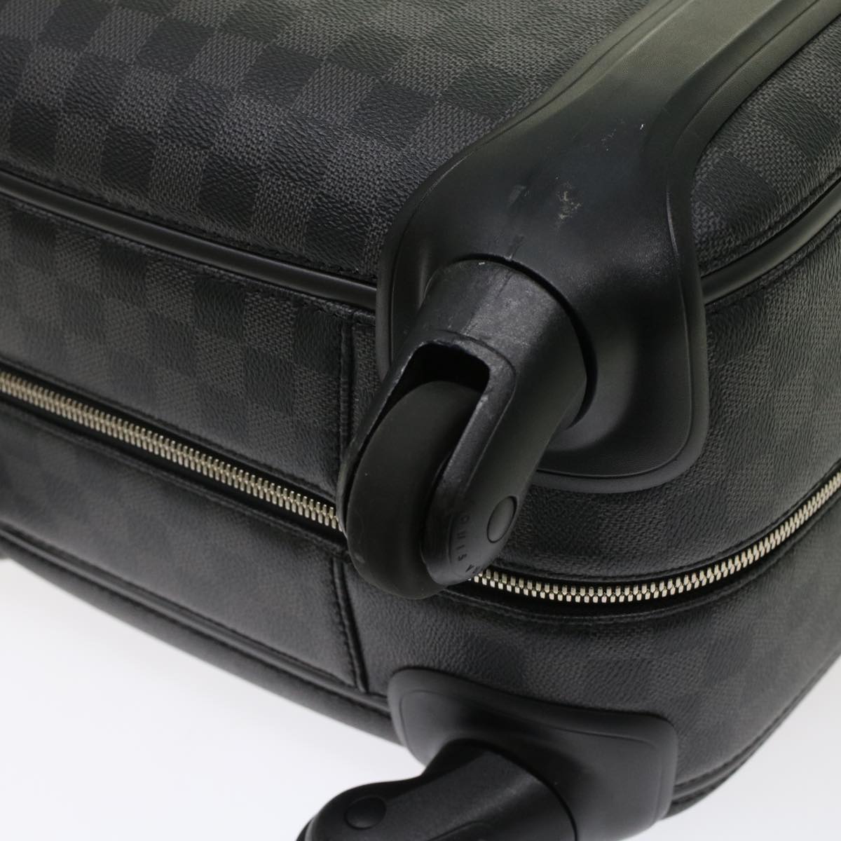 LO-LV bags 3008