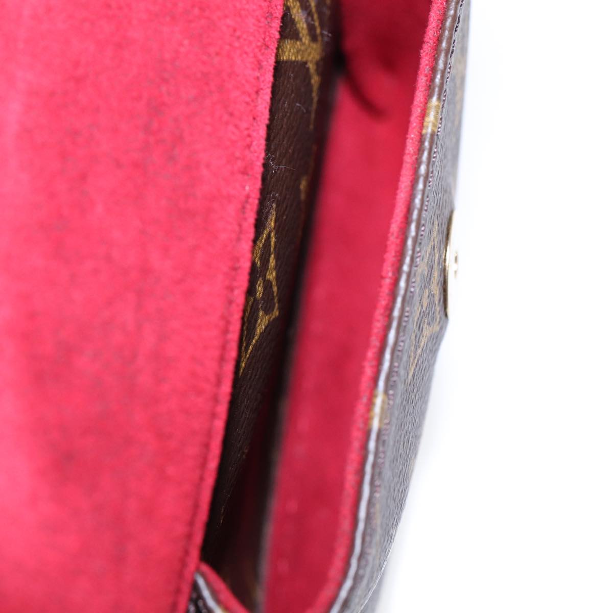 LO-LV bags 2884