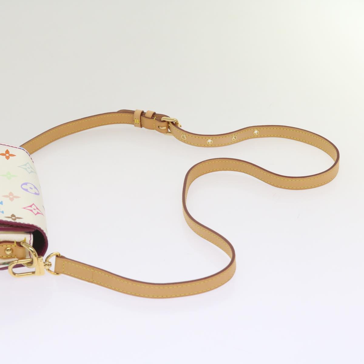 LO-LV bags 6647
