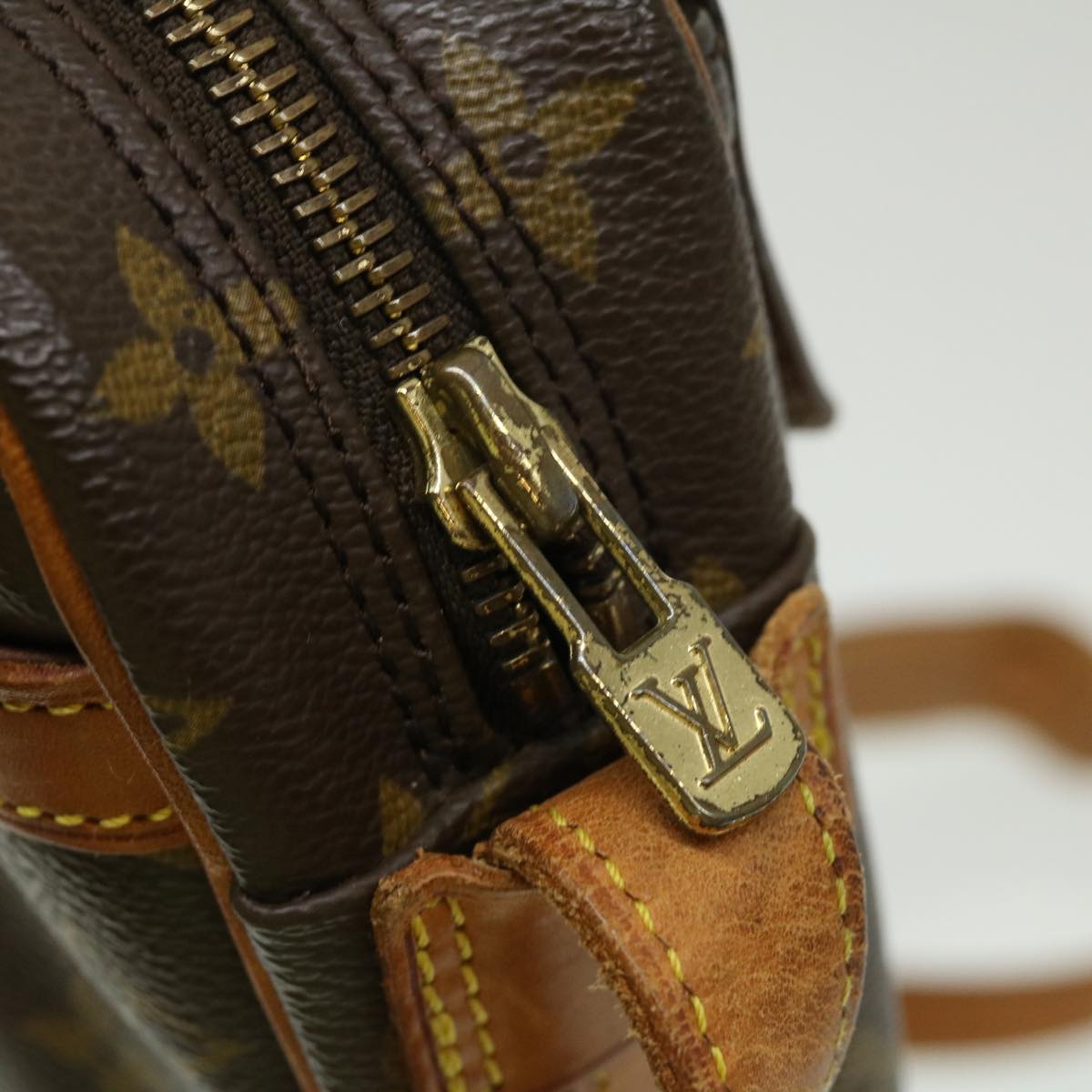 LO-LV bags 6865