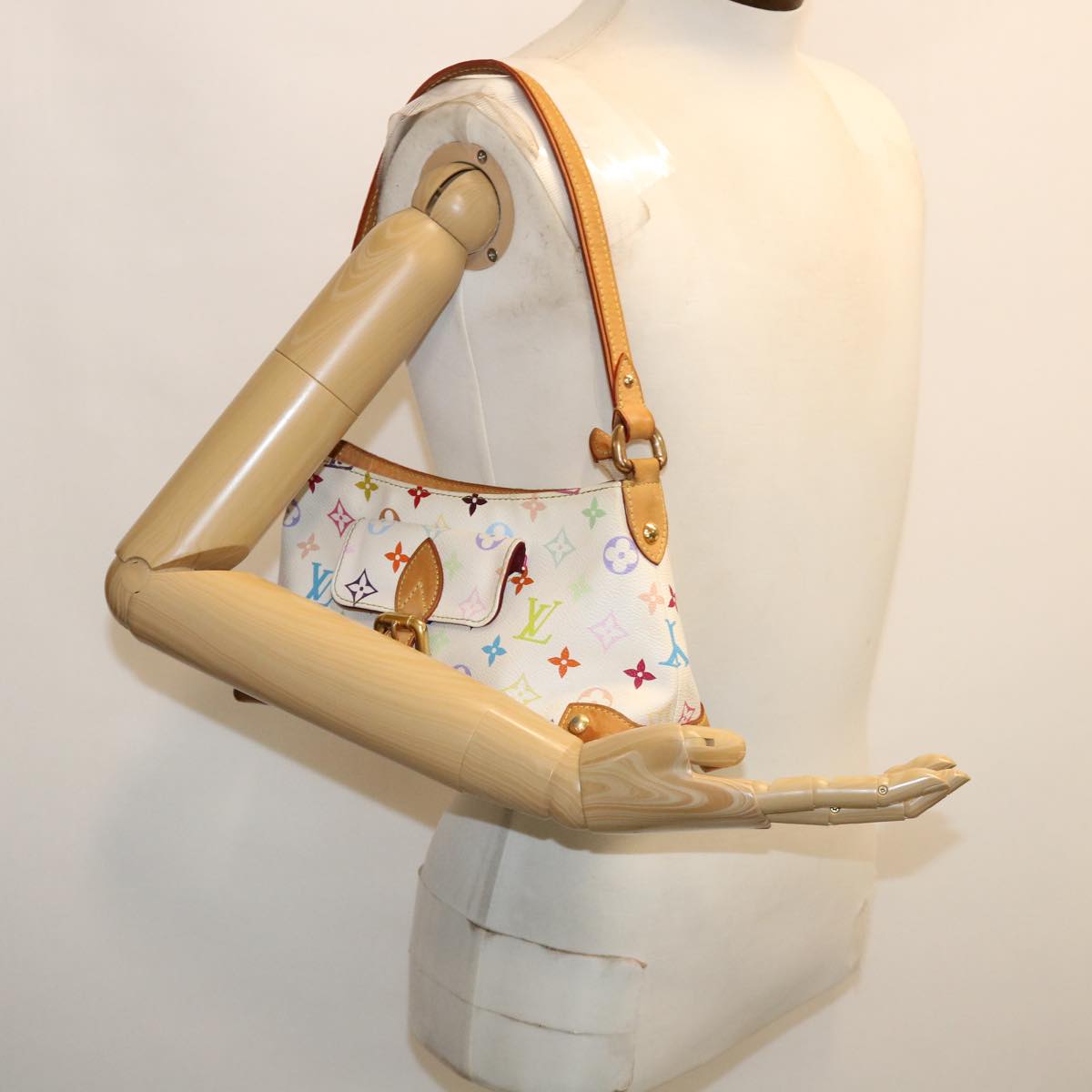LO-LV bags 7005