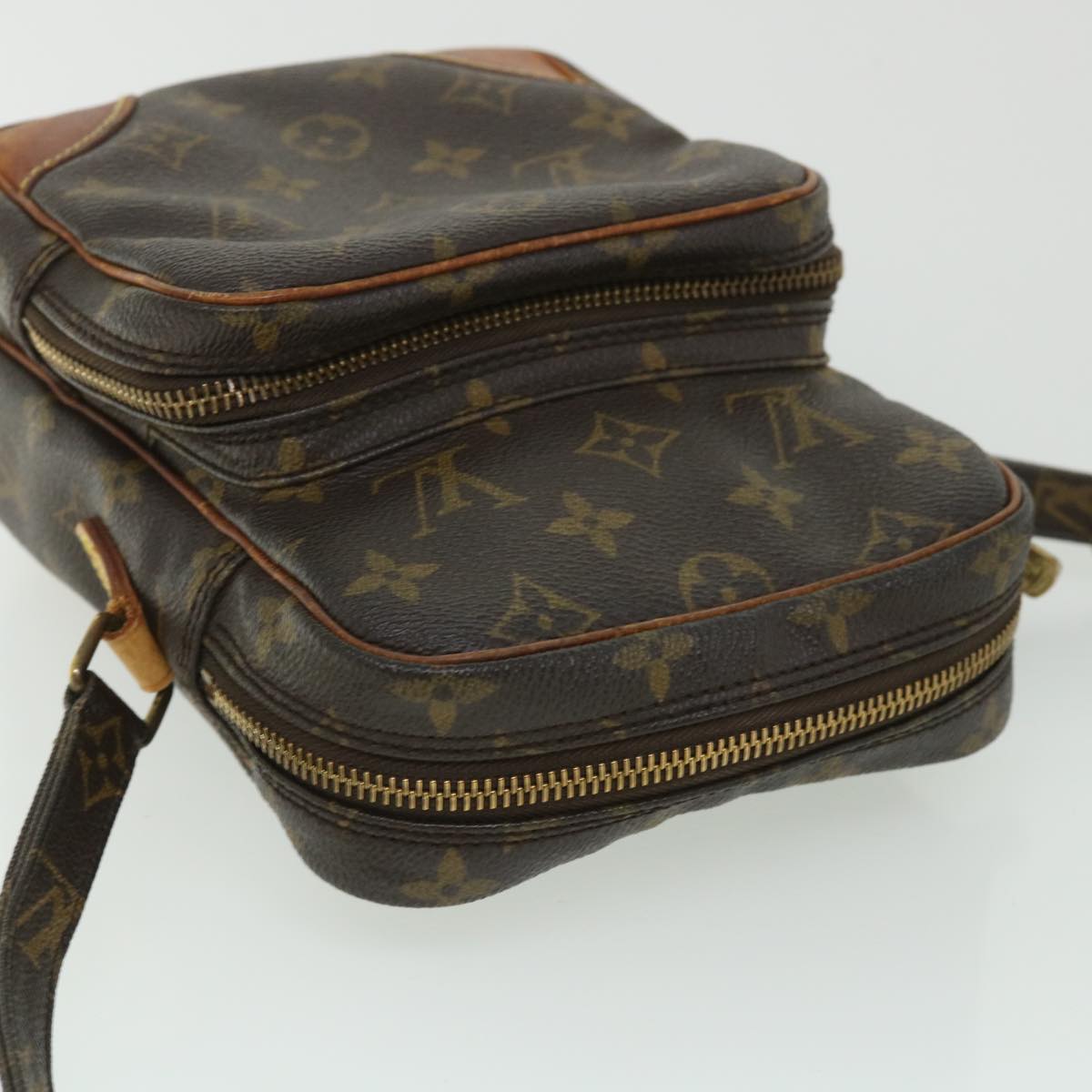 LO-LV bags 6585