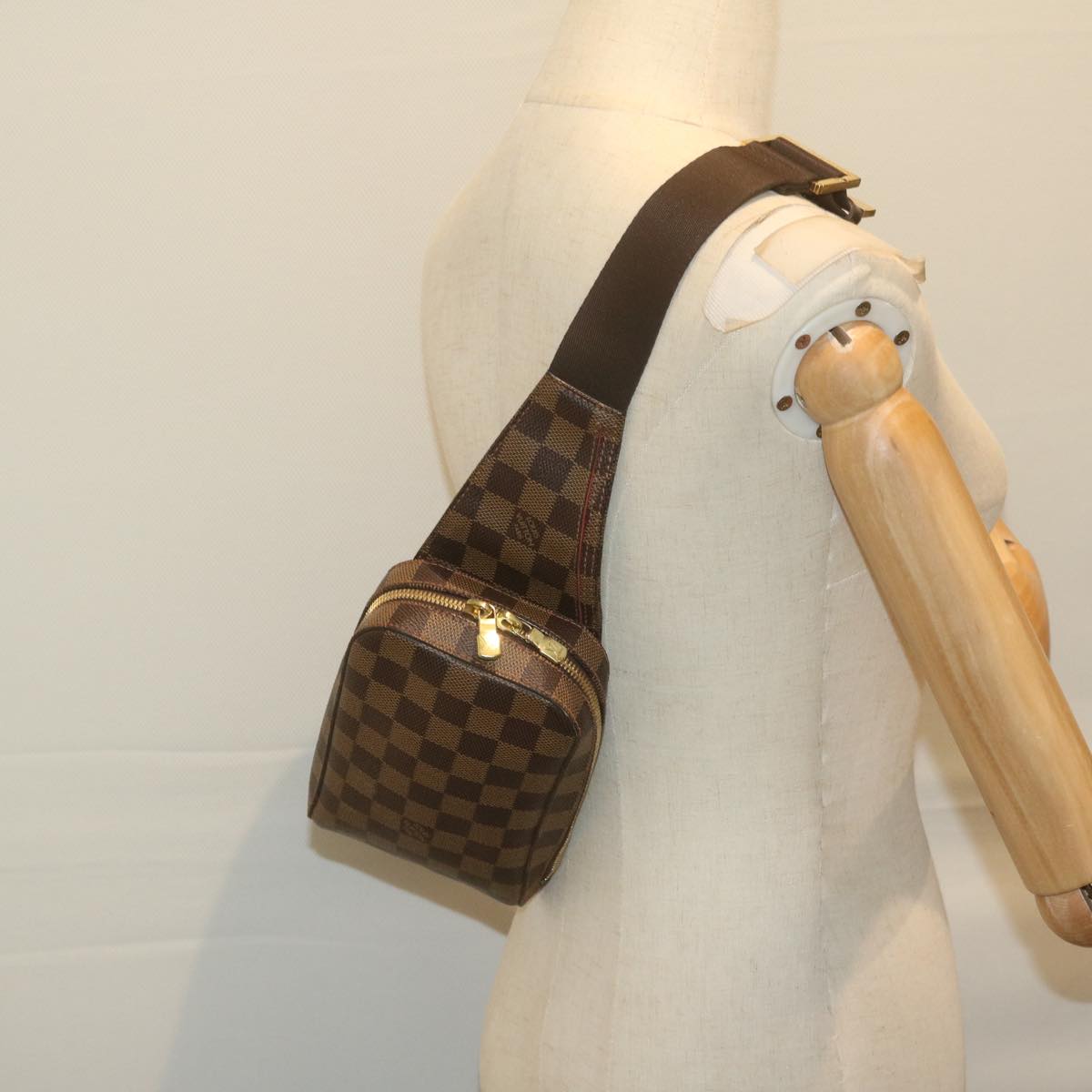 LO-LV bags 6639