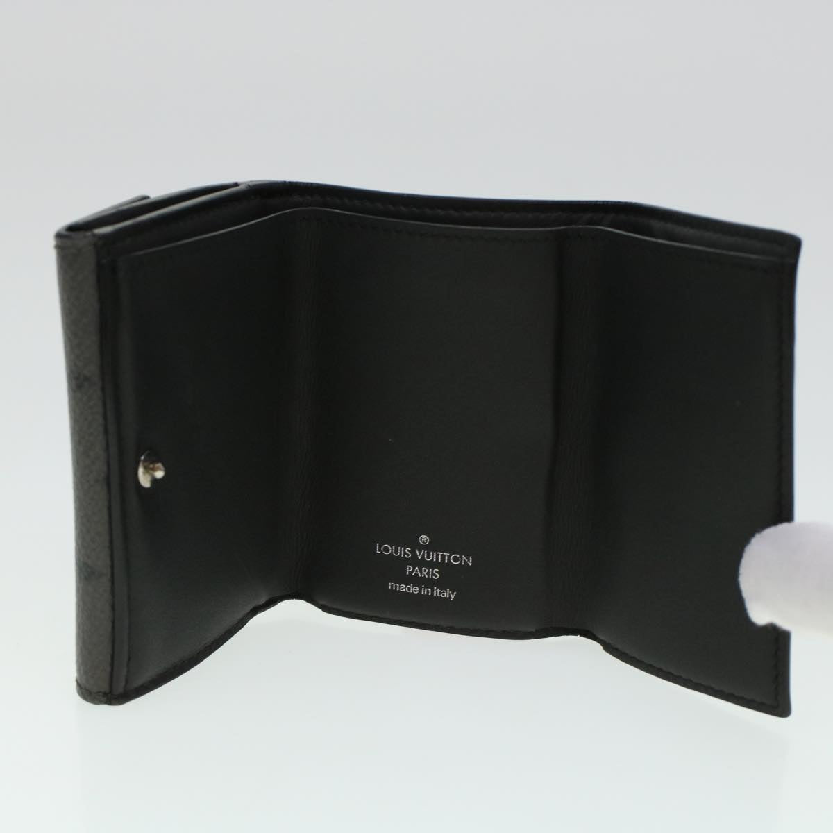 LO-LV bags 2131