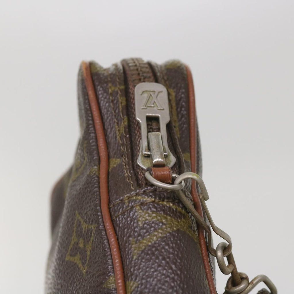 LO-LV bags 2047