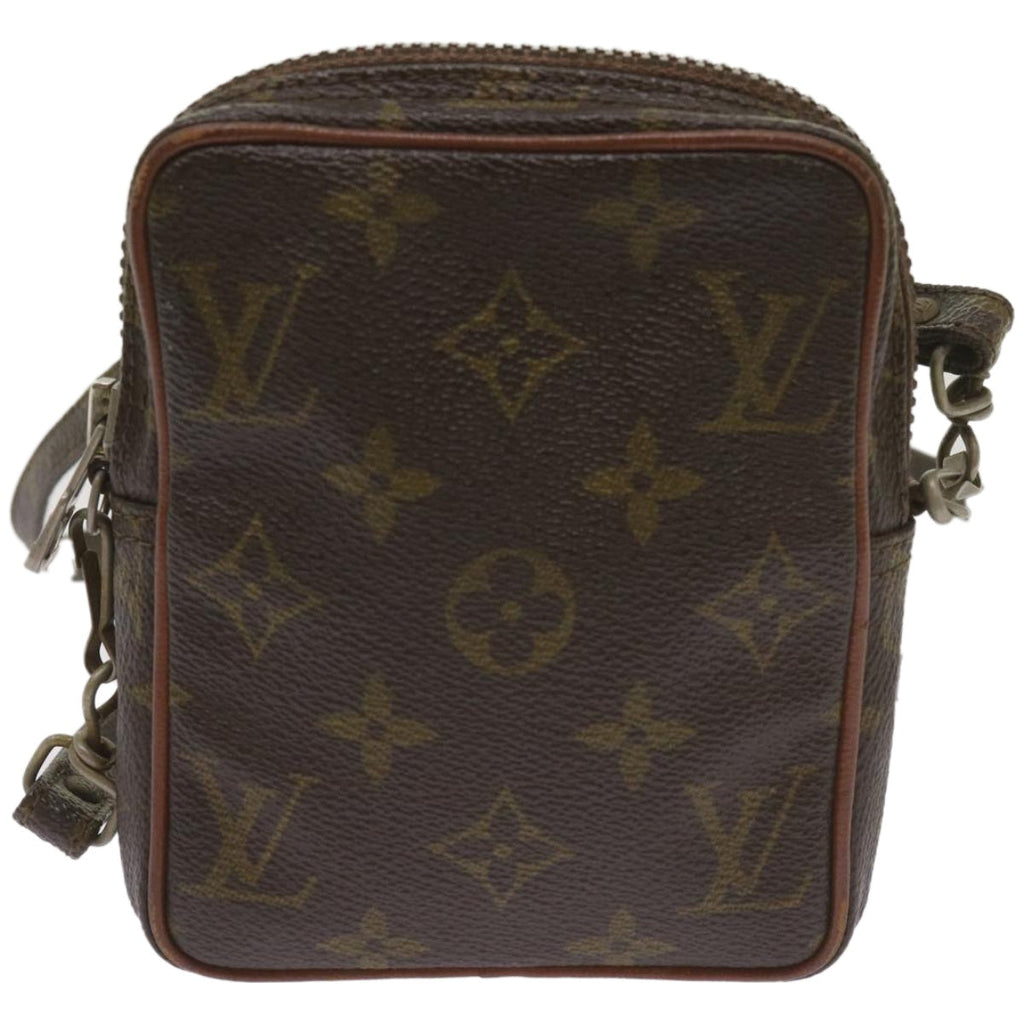 LO-LV bags 2047