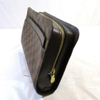 LO-LV bags 1882