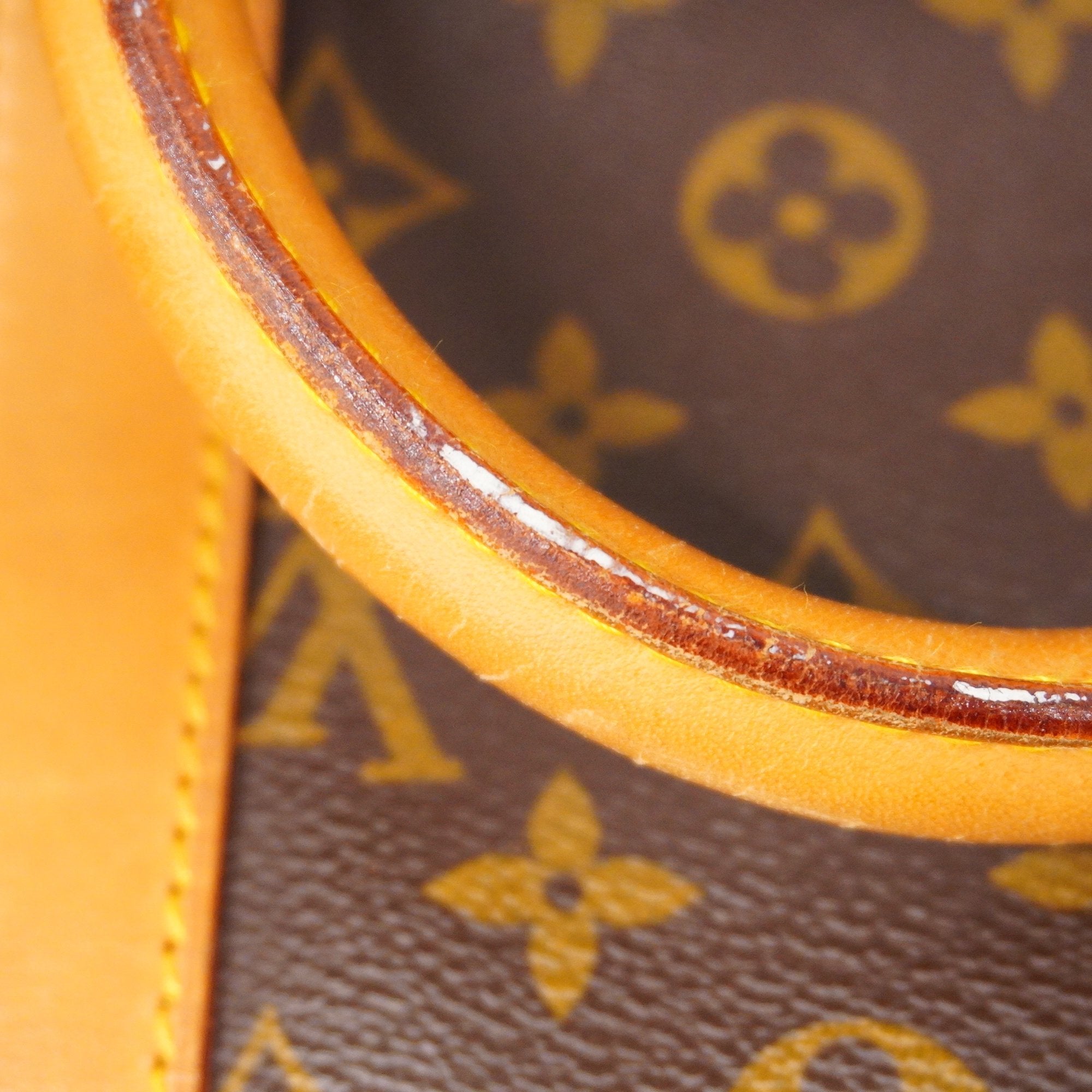 LO-LV bags 3238