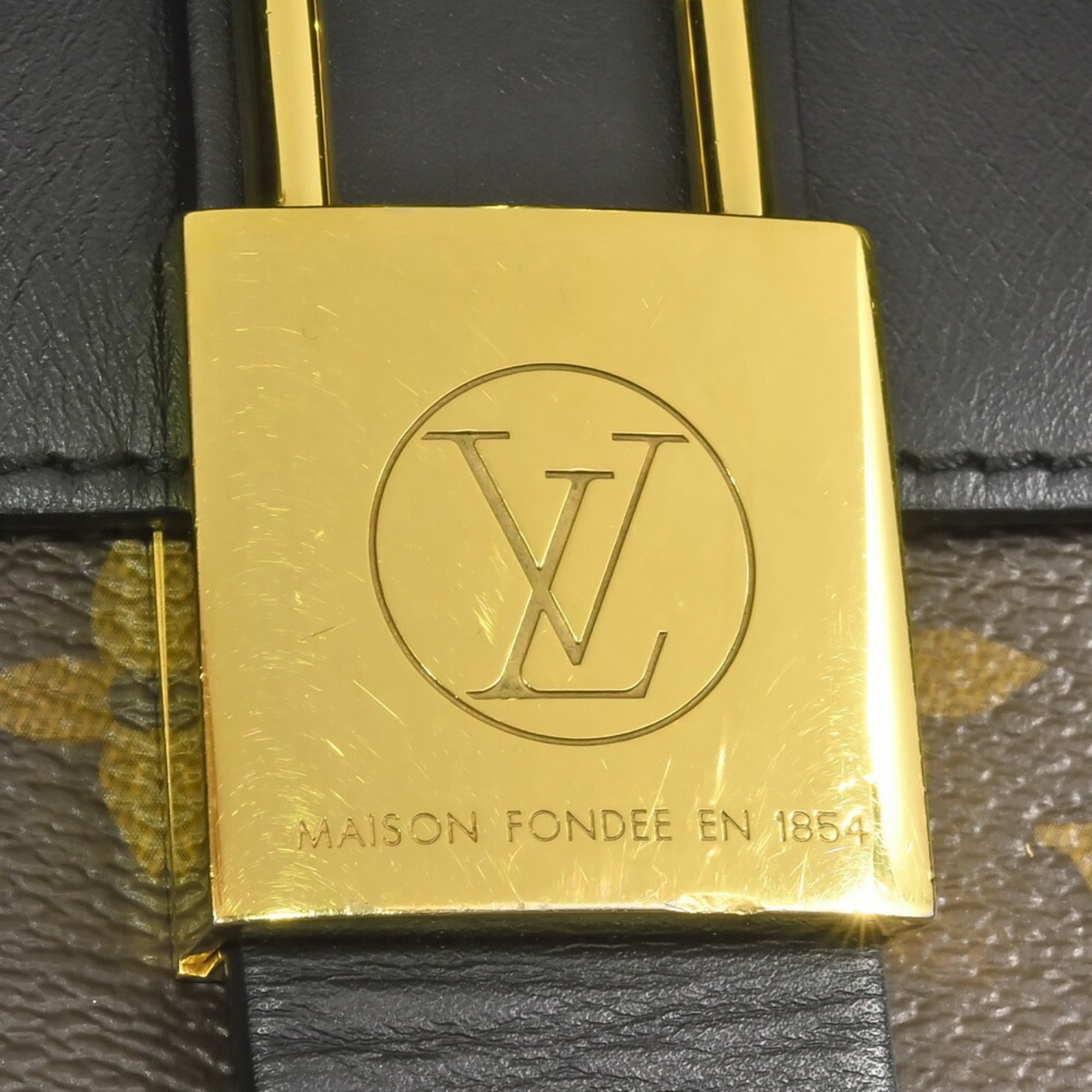LO-LV bags 5068