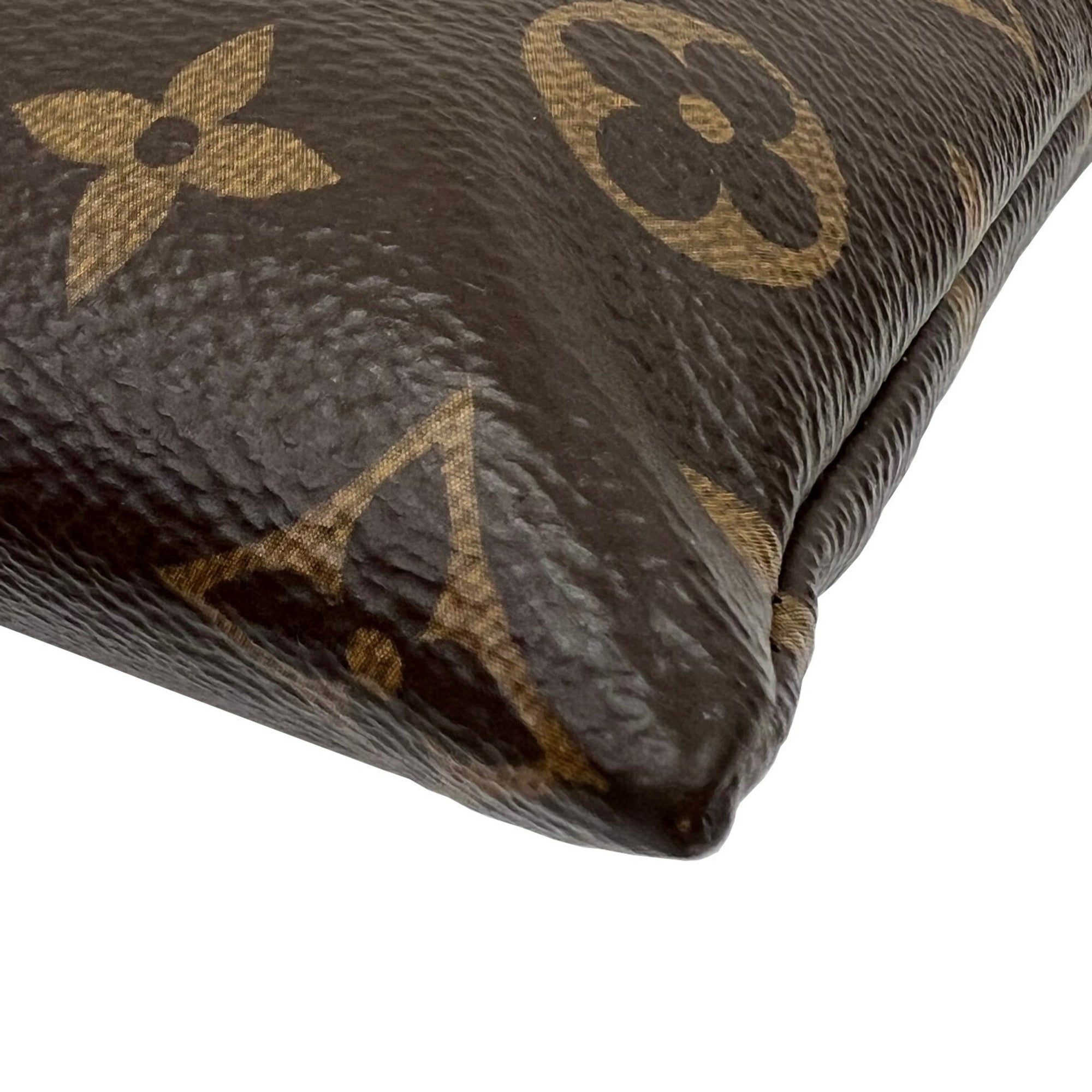 LO-LV bags 5052