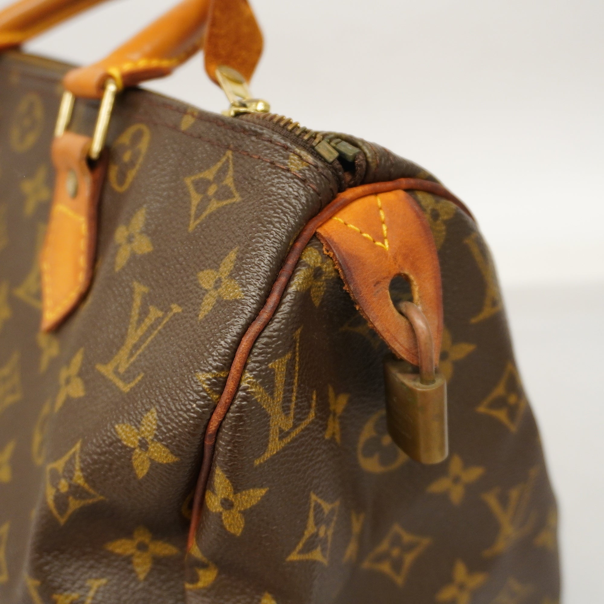 LO-LV bags 12410