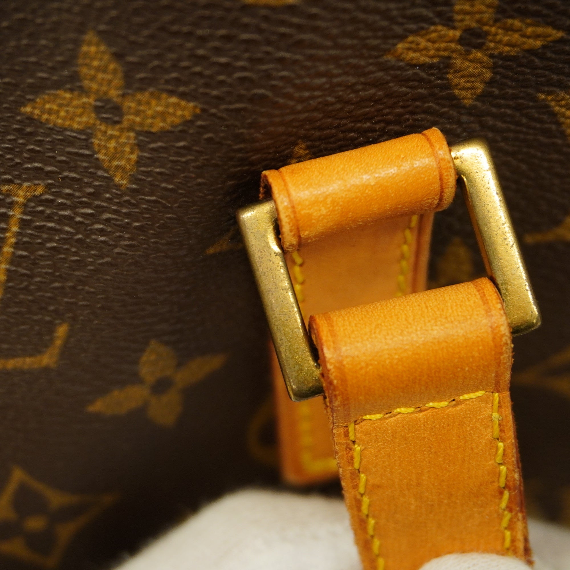 LO-LV bags 3234