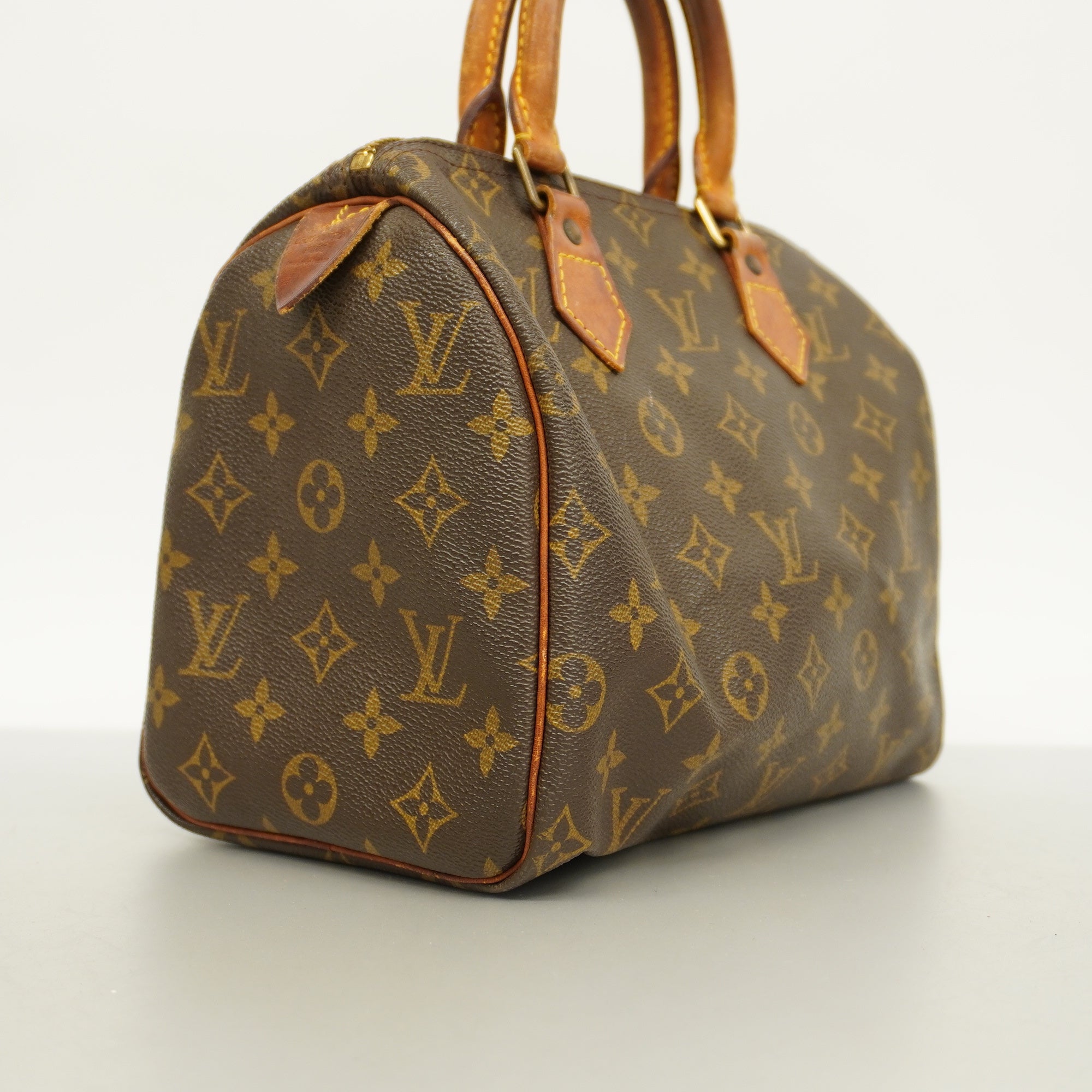 LO-LV bags 3320