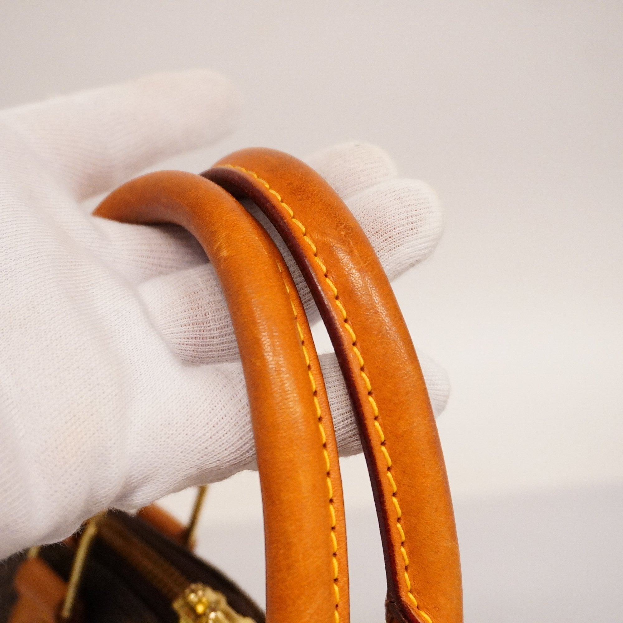 LO-LV bags 3202