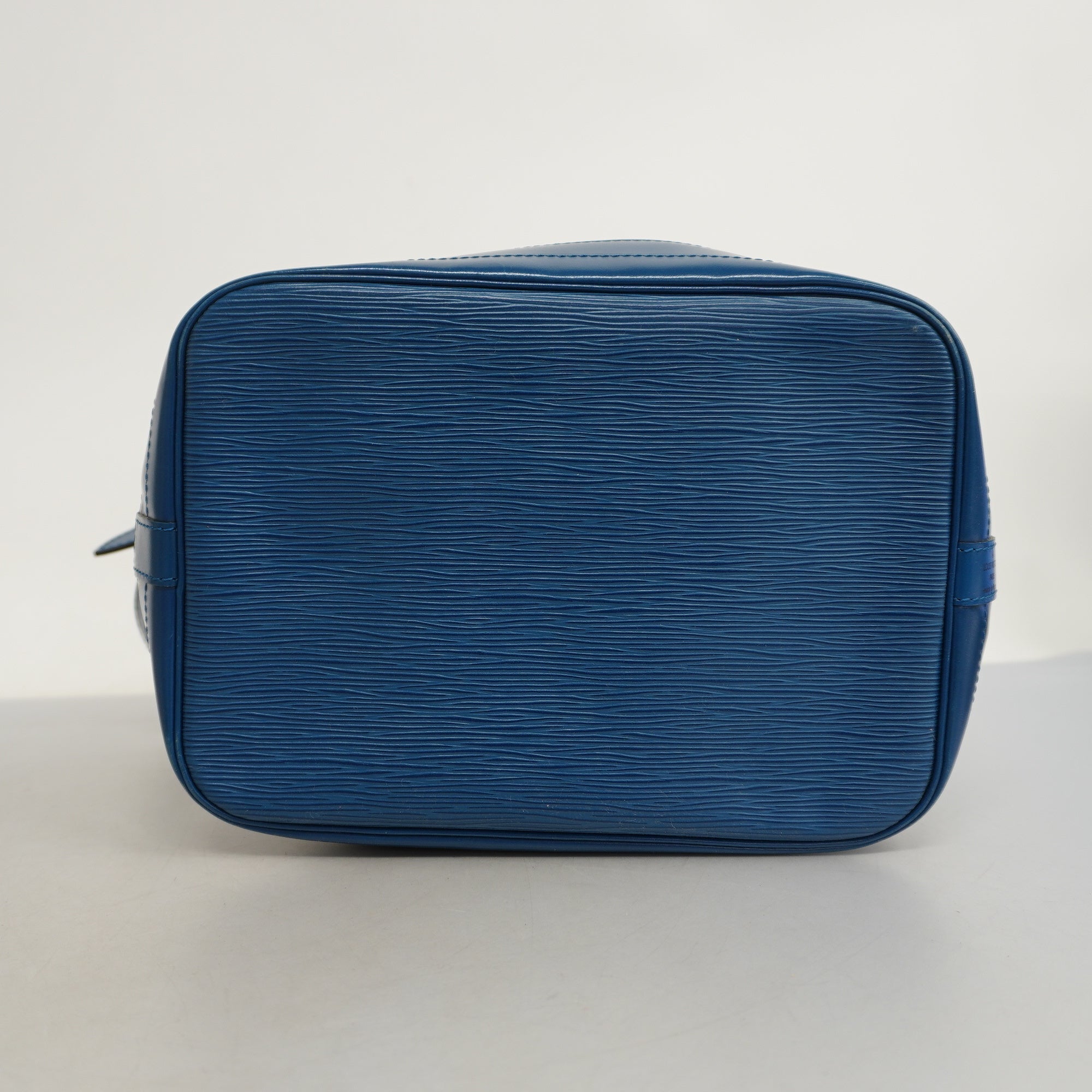 LO-LV bags 13639