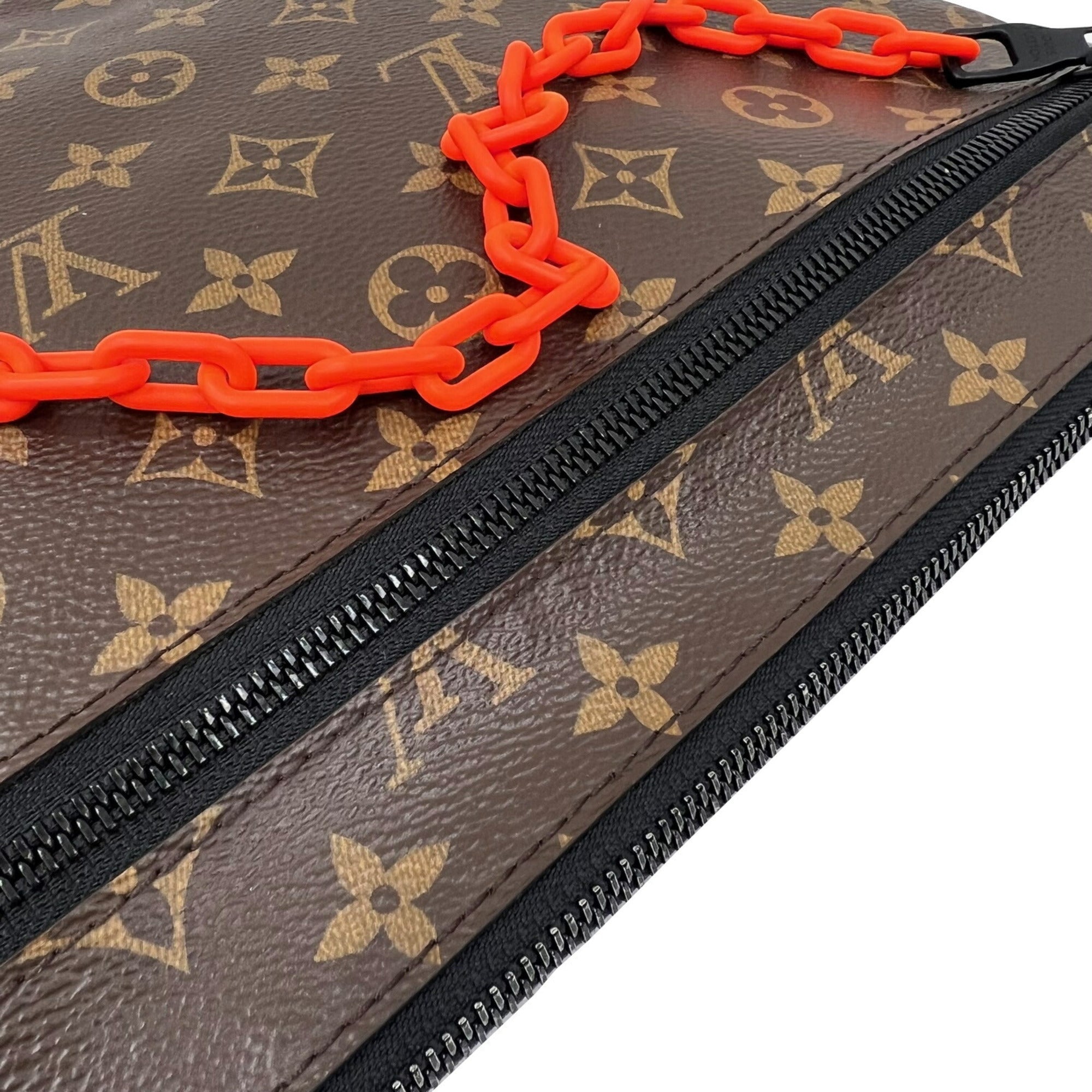 LO-LV bags 5052