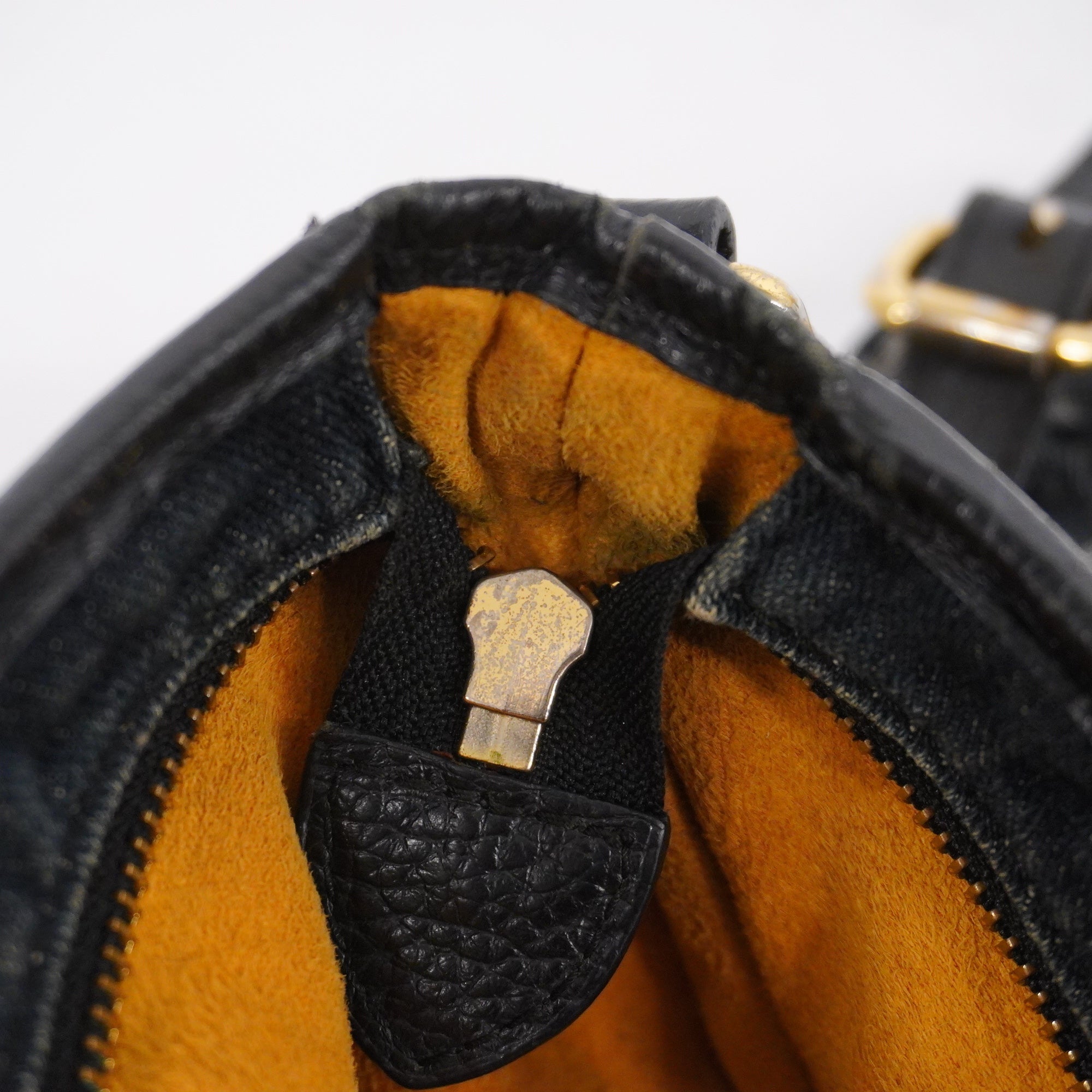 LO-LV bags 3223