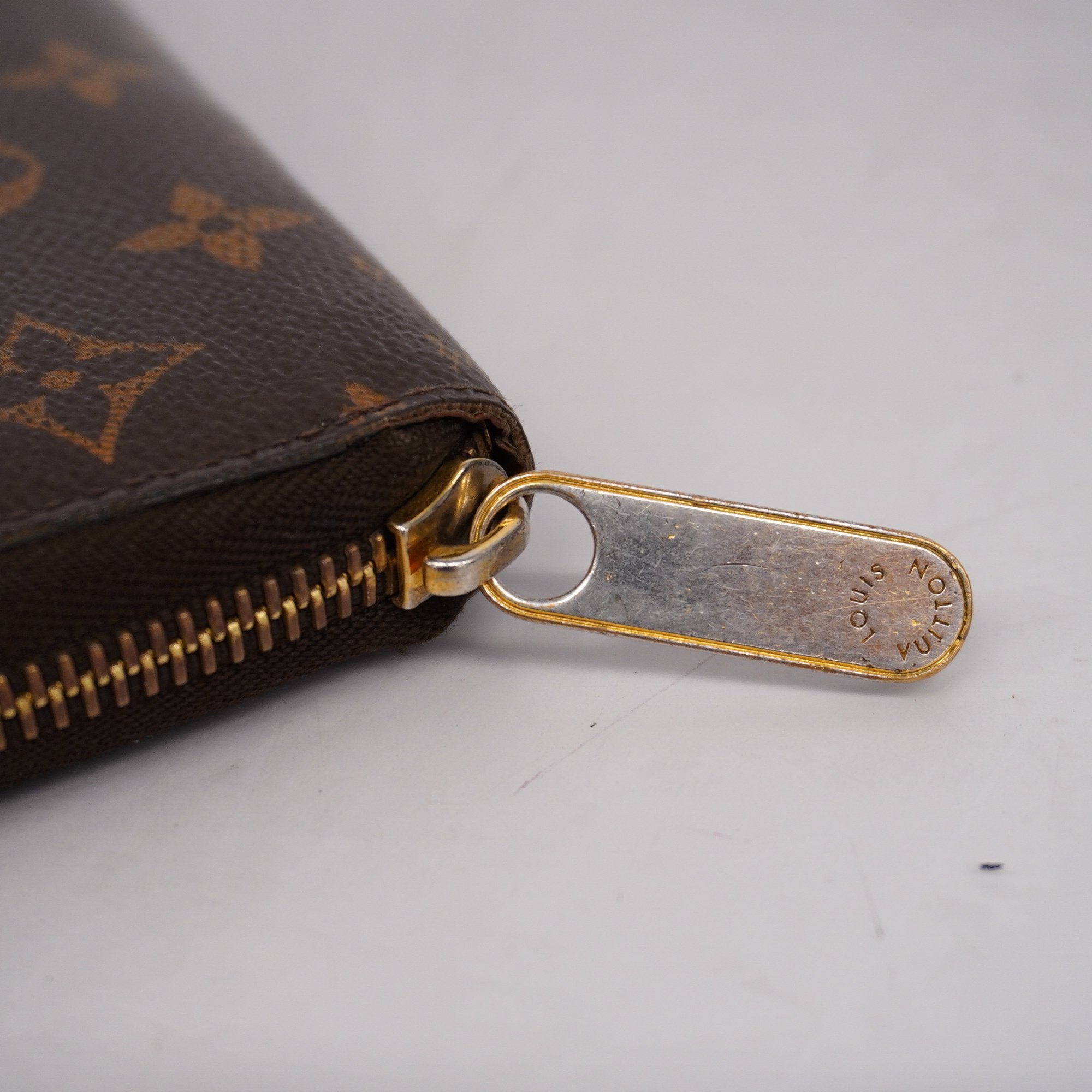 LO-LV bags 3352