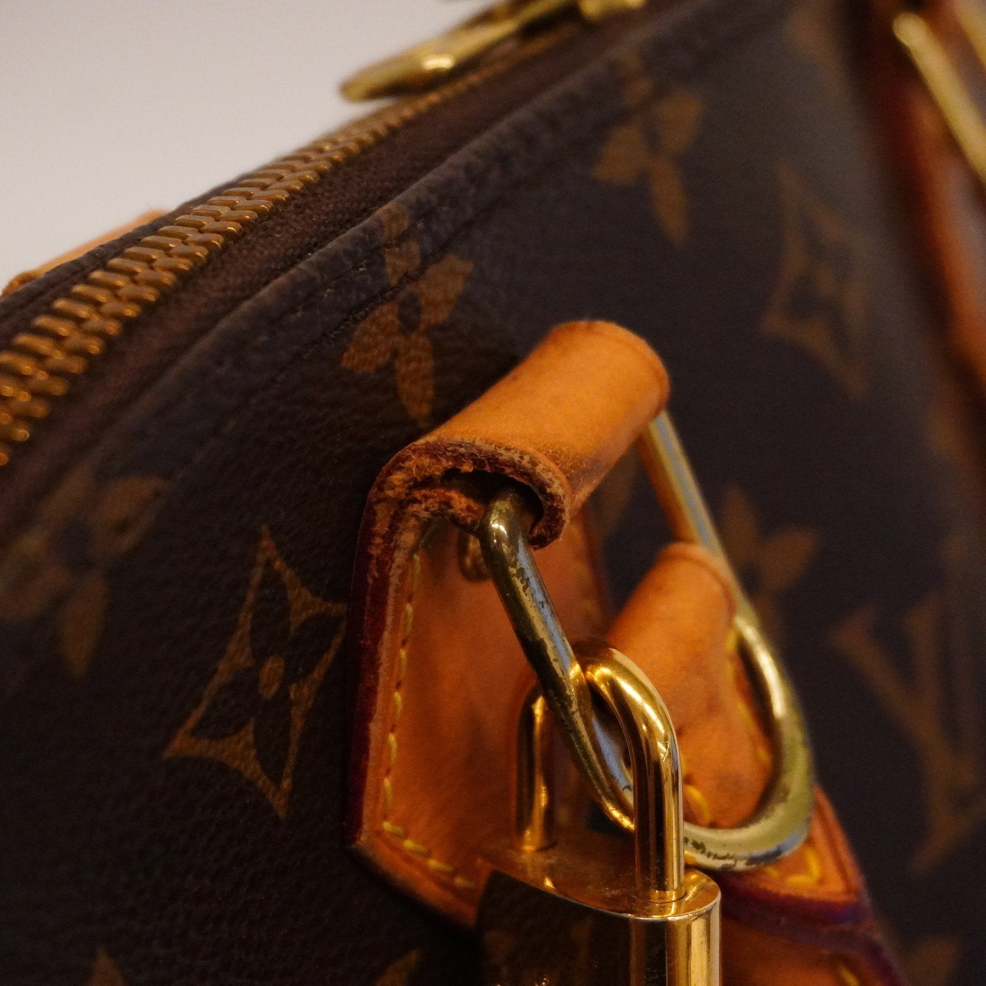 LO-LV bags 3202