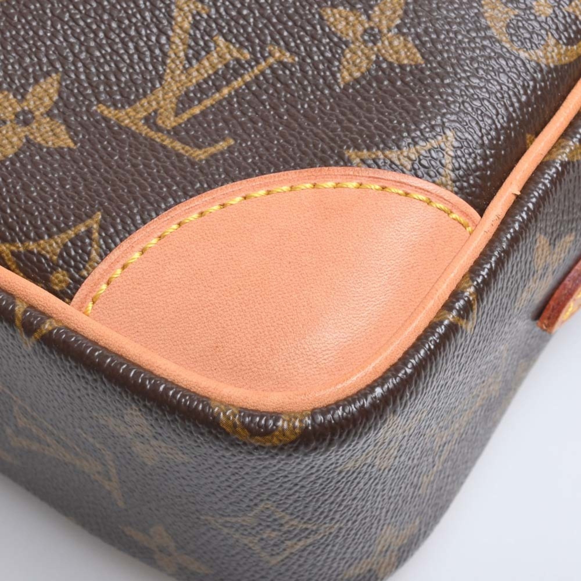 LO-LV bags 3674