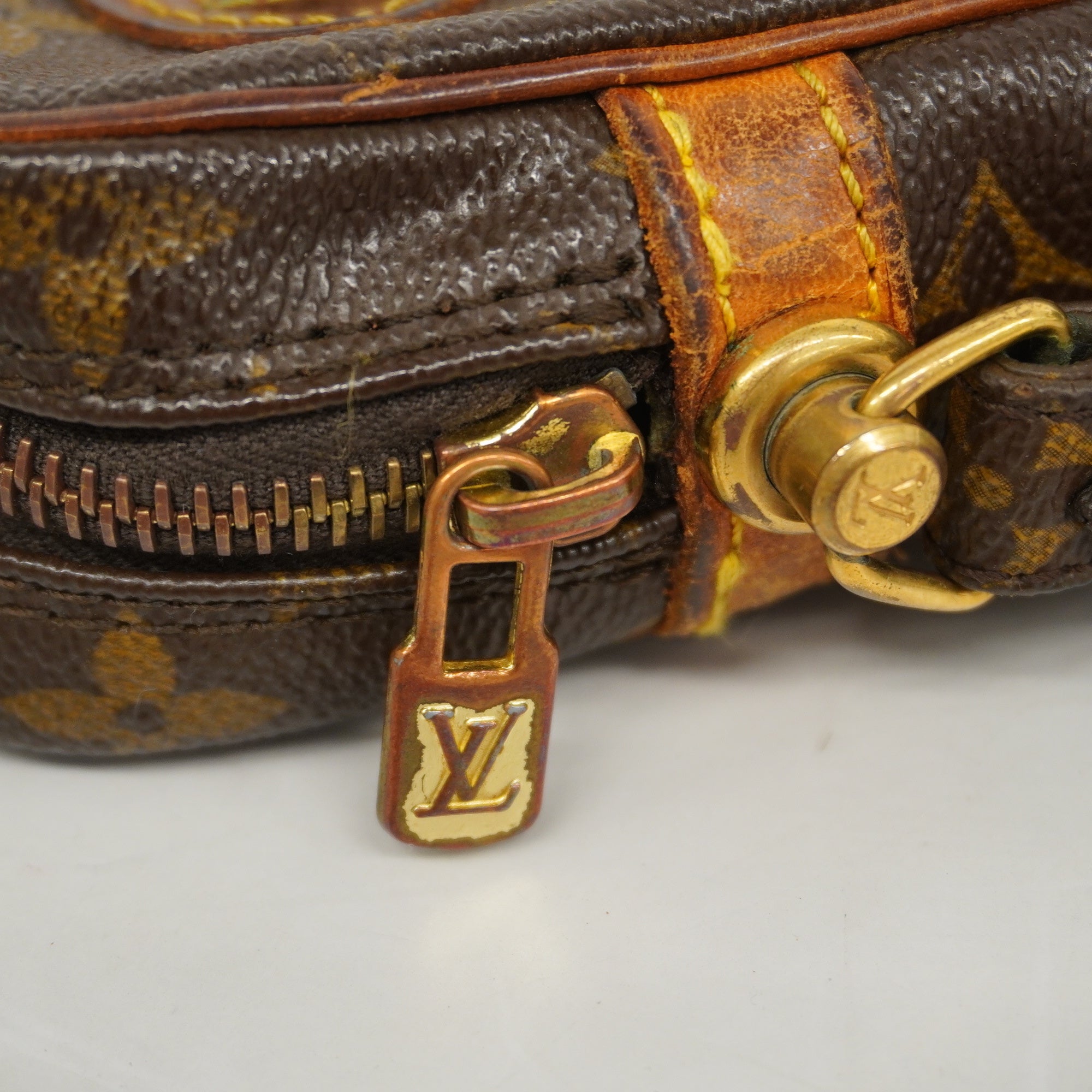 LO-LV bags 3264