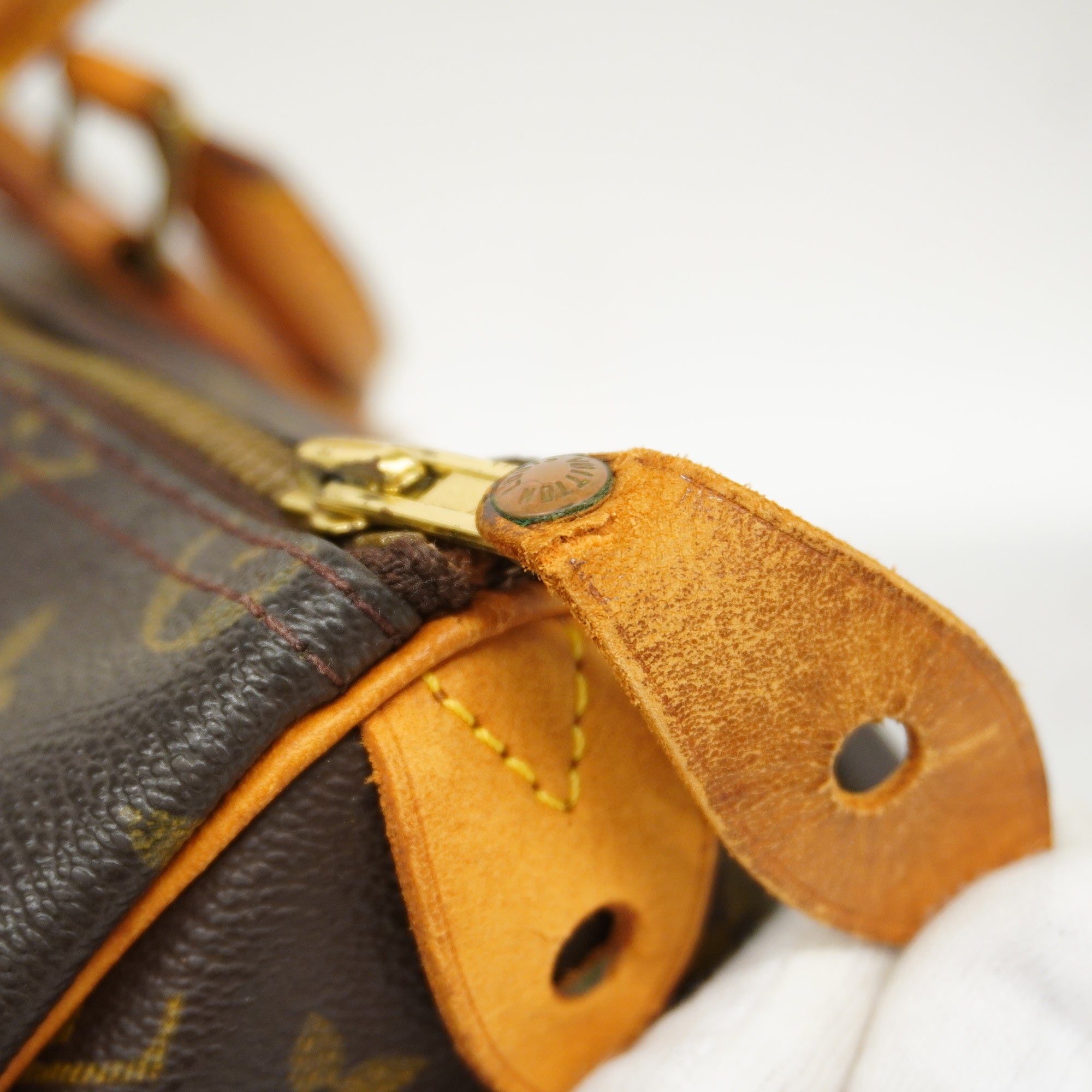 LO-LV bags 3331