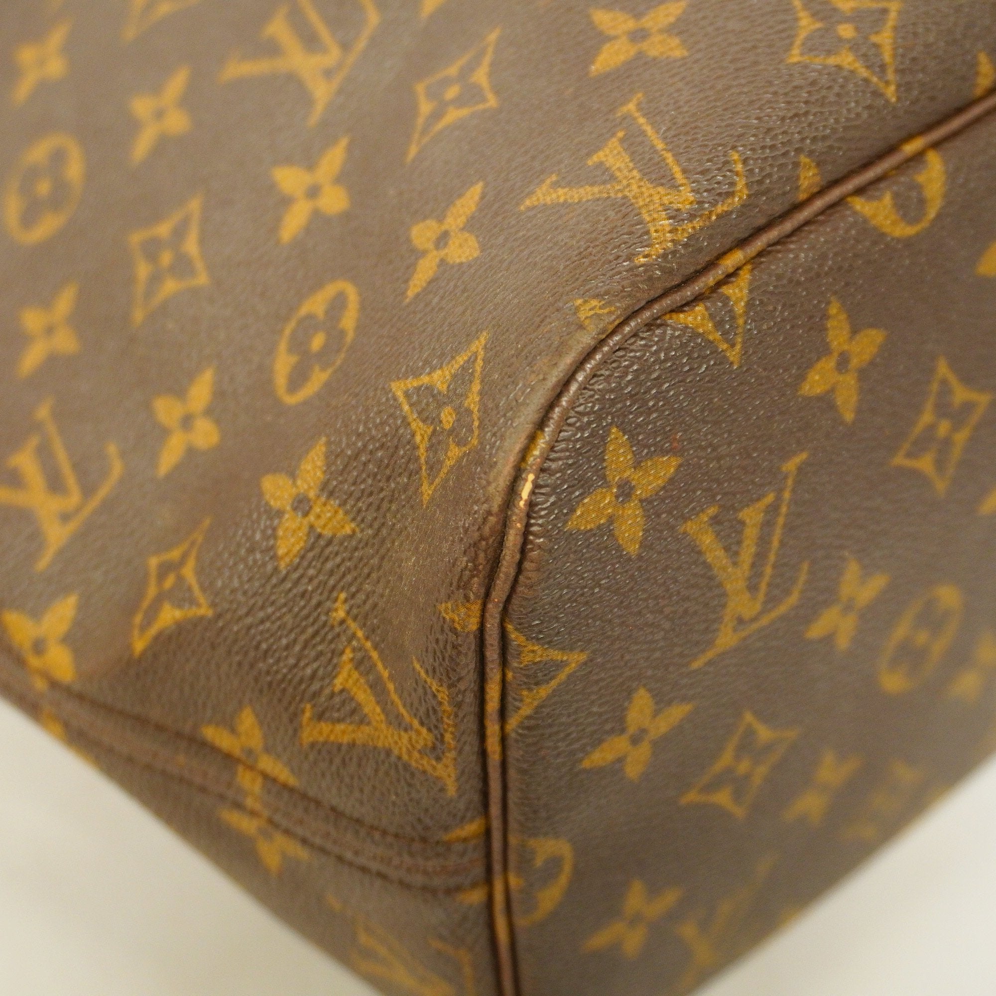 LO-LV bags 3288