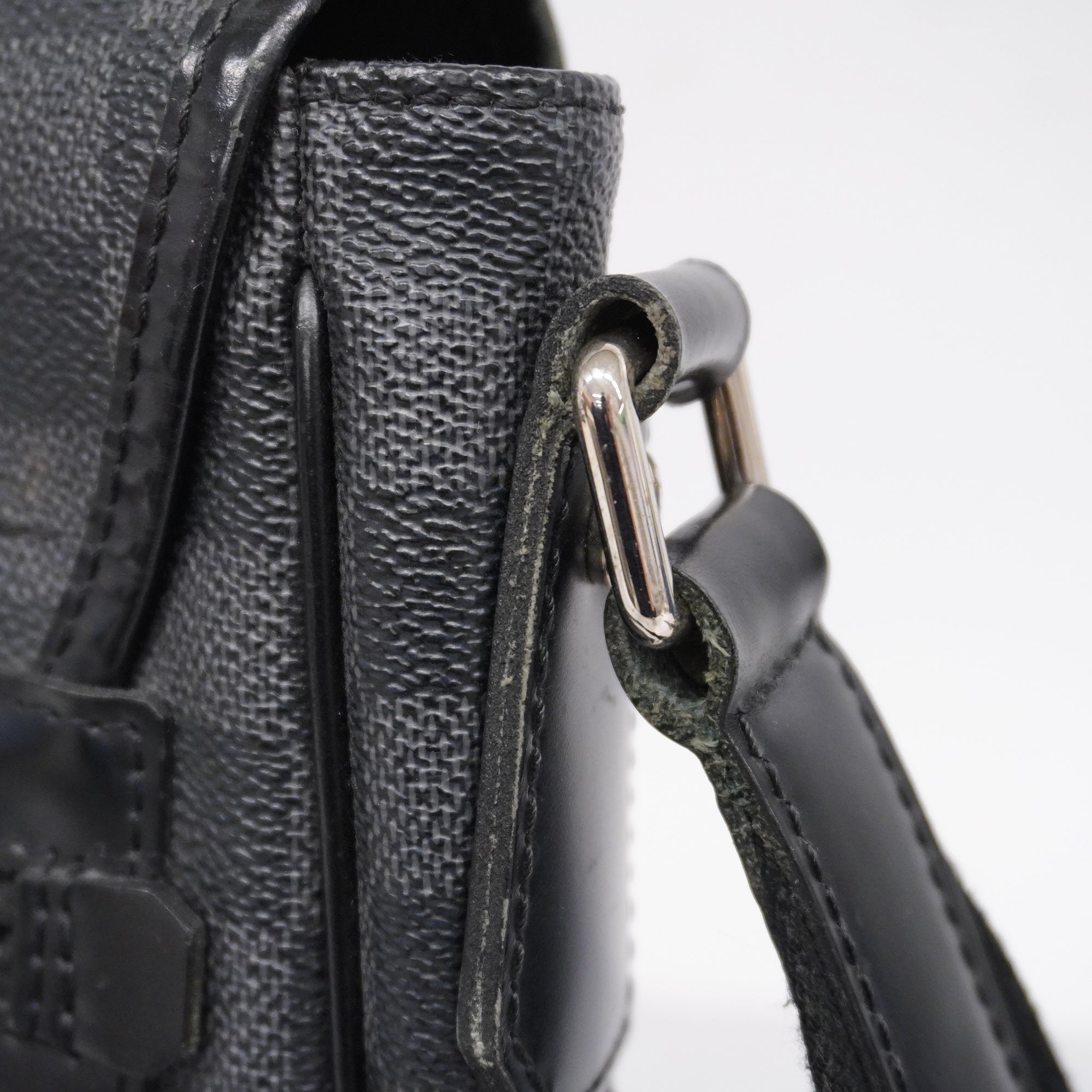 LO-LV bags 3154