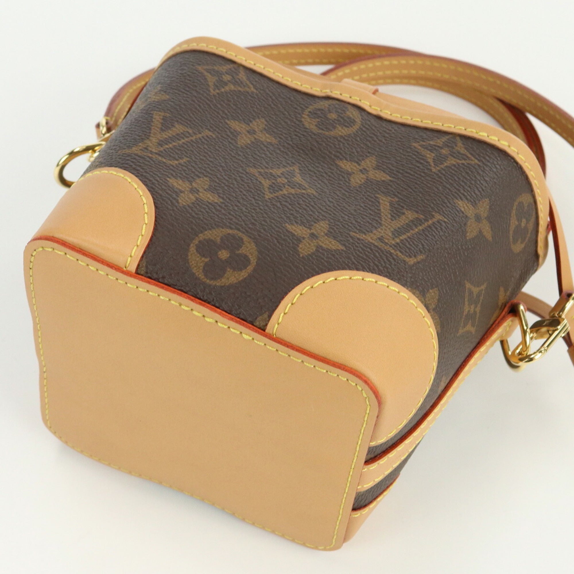 LO-LV bags 3678