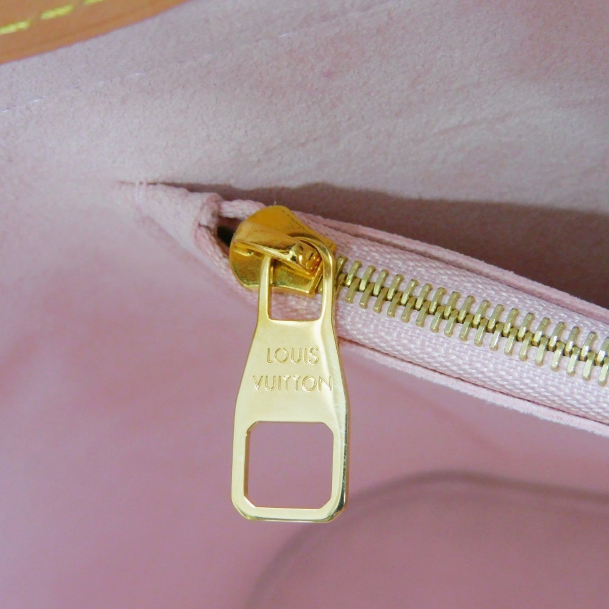 LO-LV bags 3713