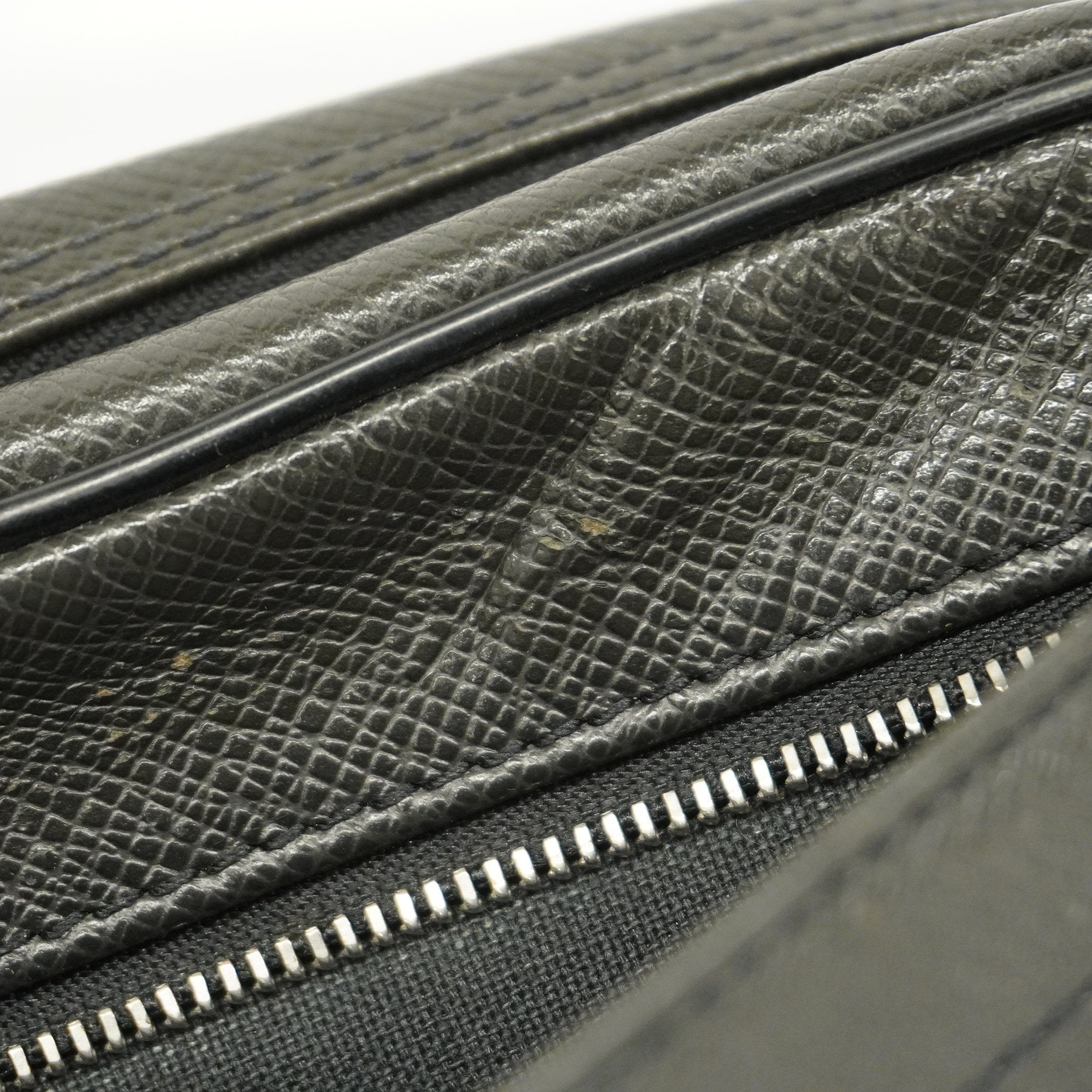 LO-LV bags 3356