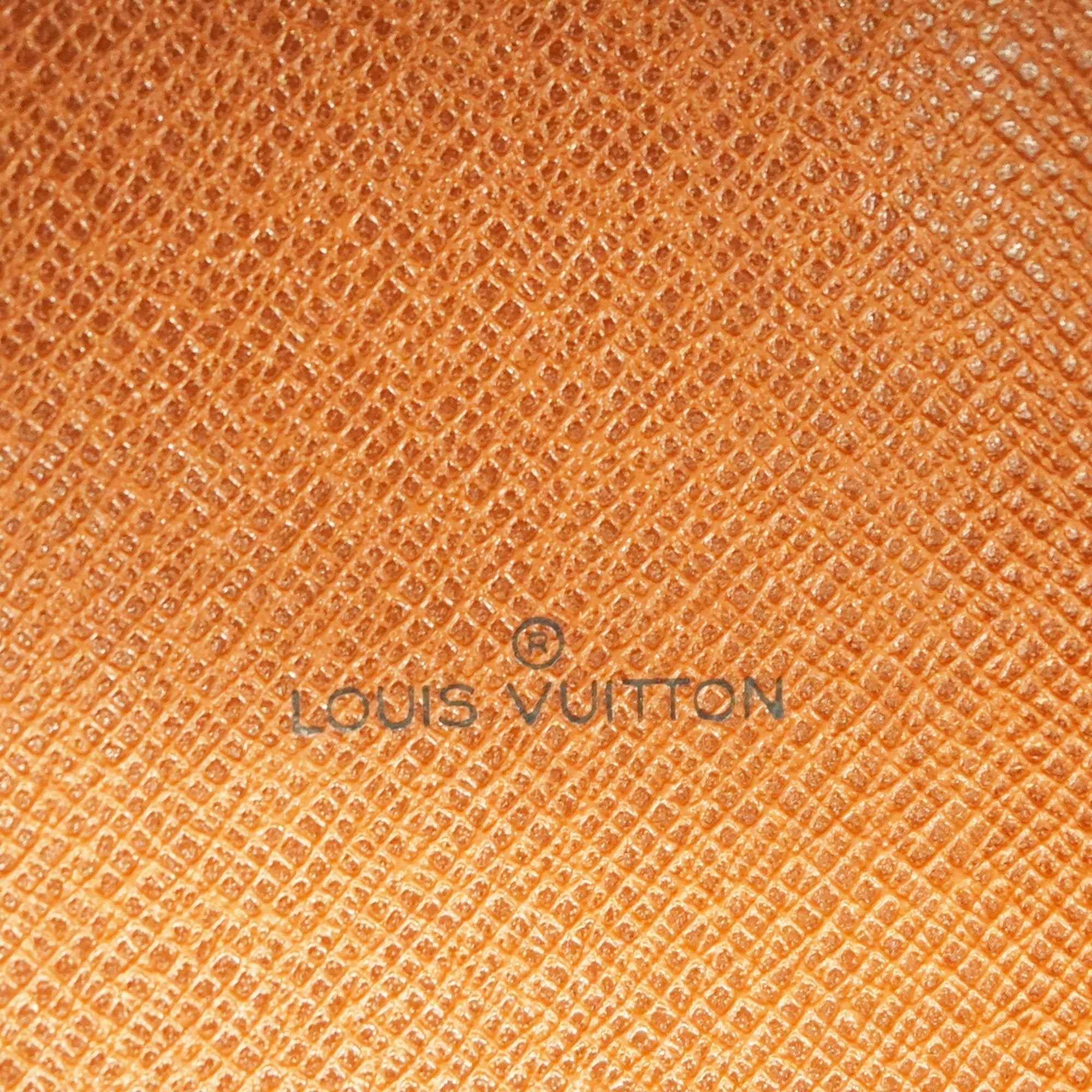 LO-LV bags 3265