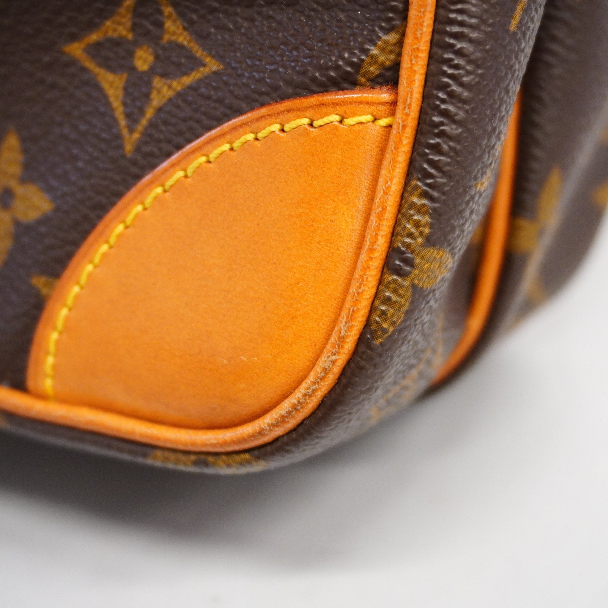 LO-LV bags 3204