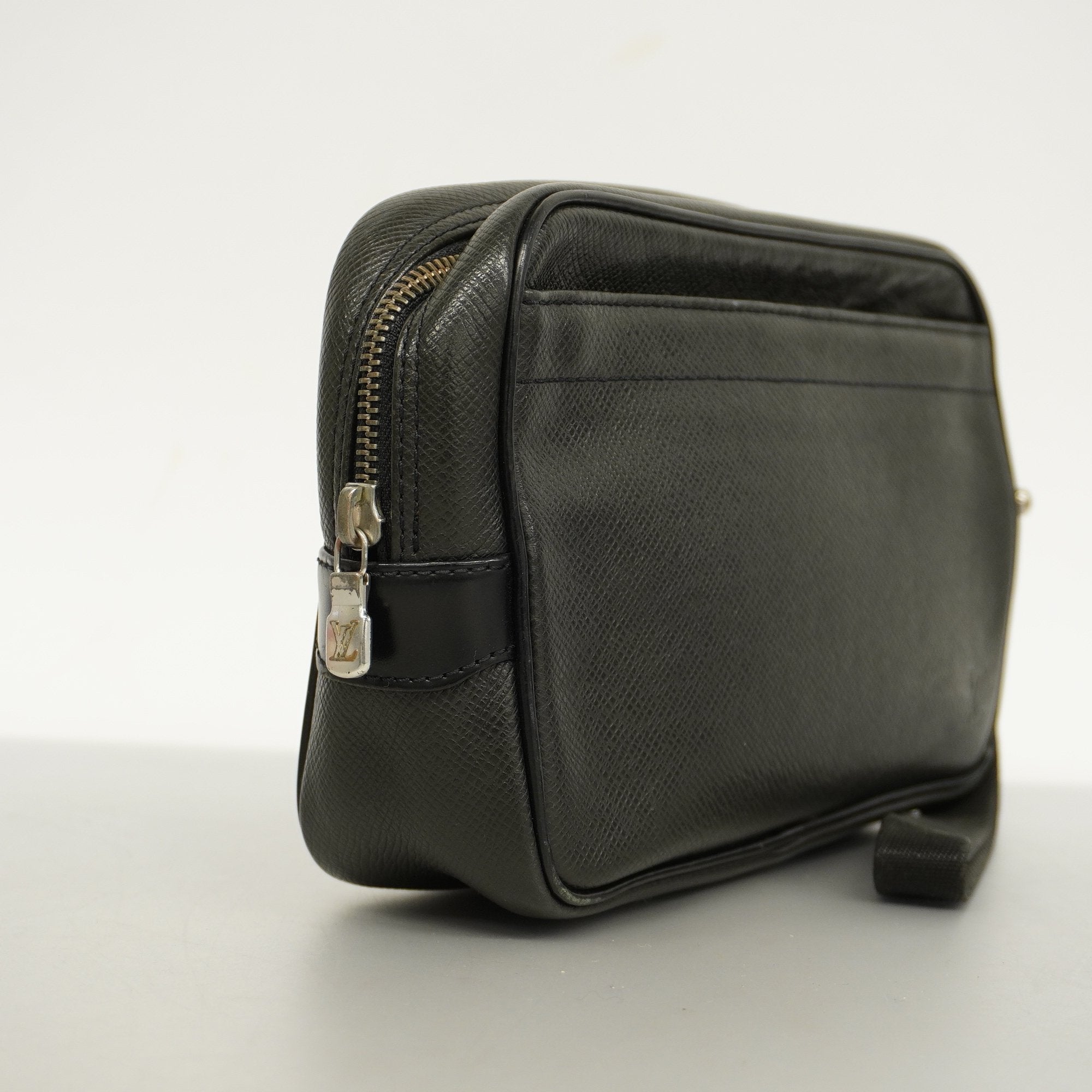 LO-LV bags 3356