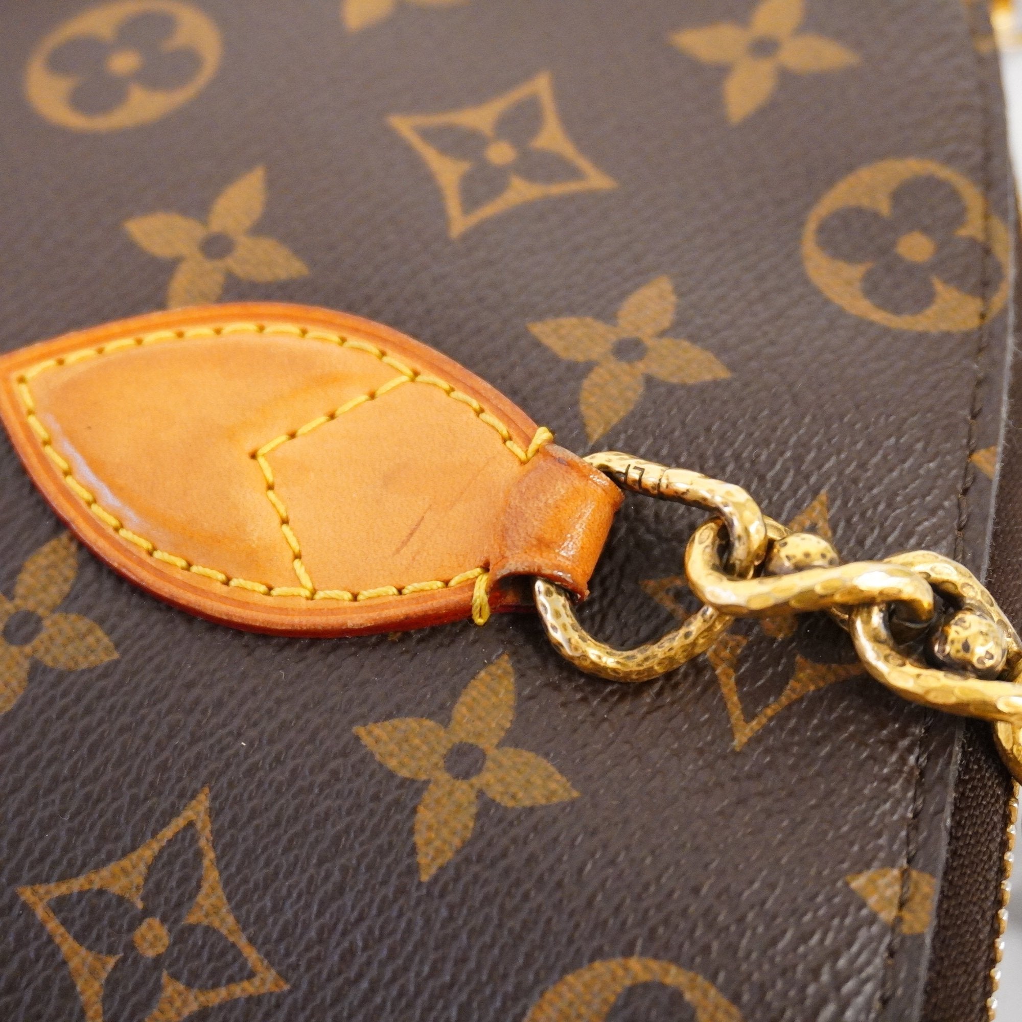 LO-LV bags 3261