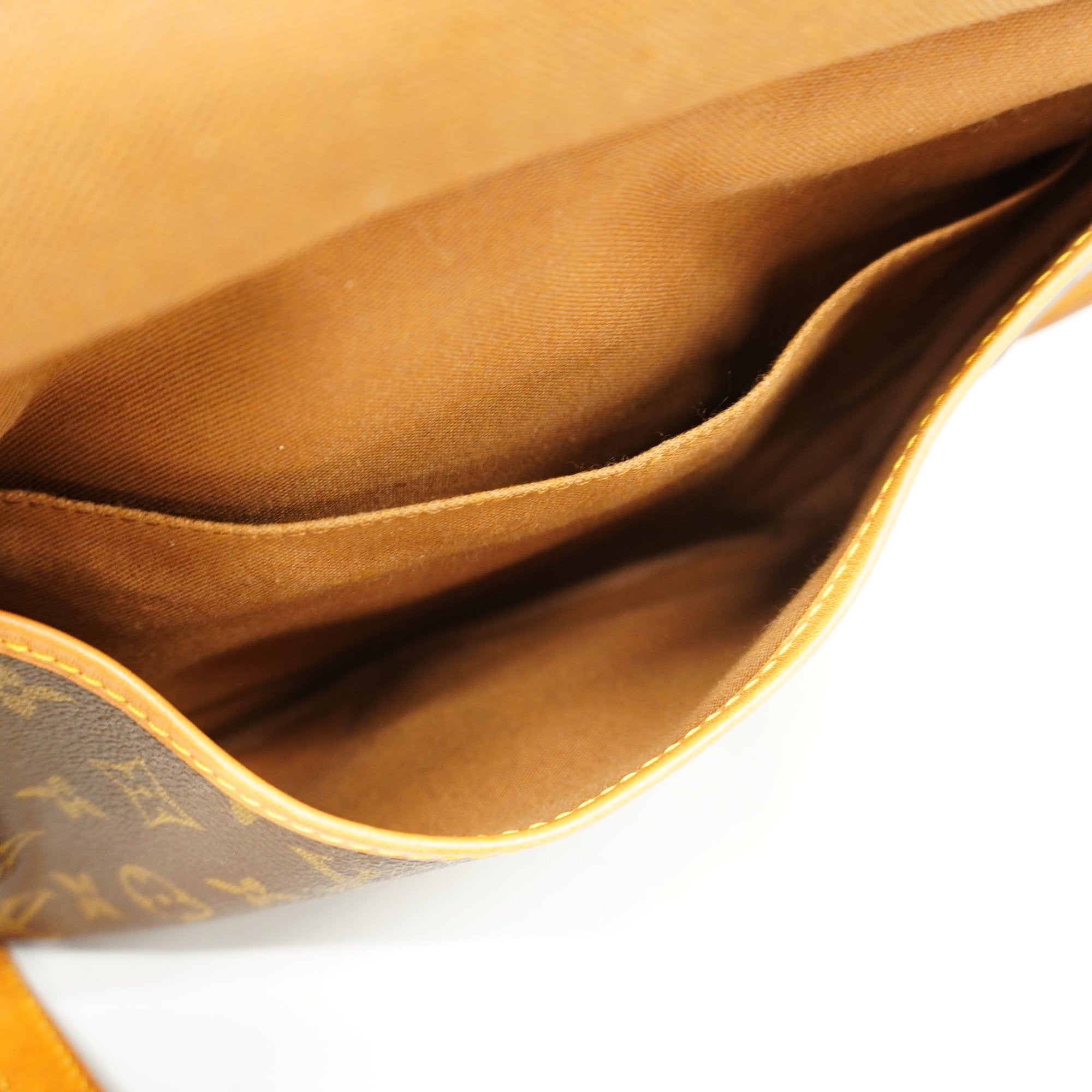 LO-LV bags 3316