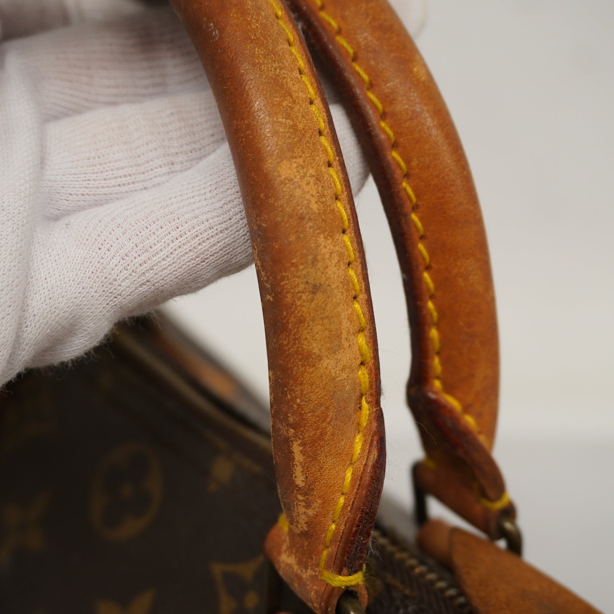 LO-LV bags 13311