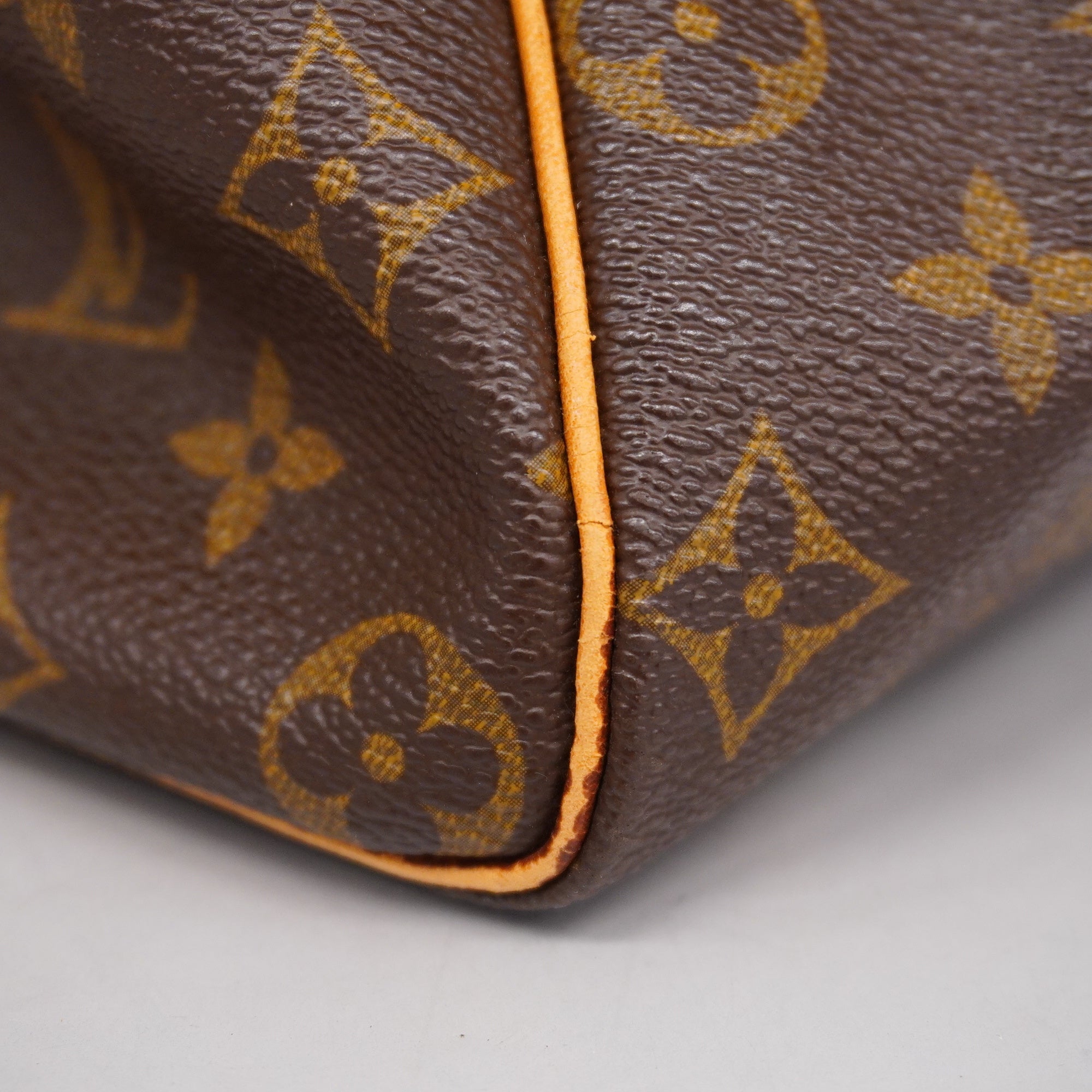 LO-LV bags 3333