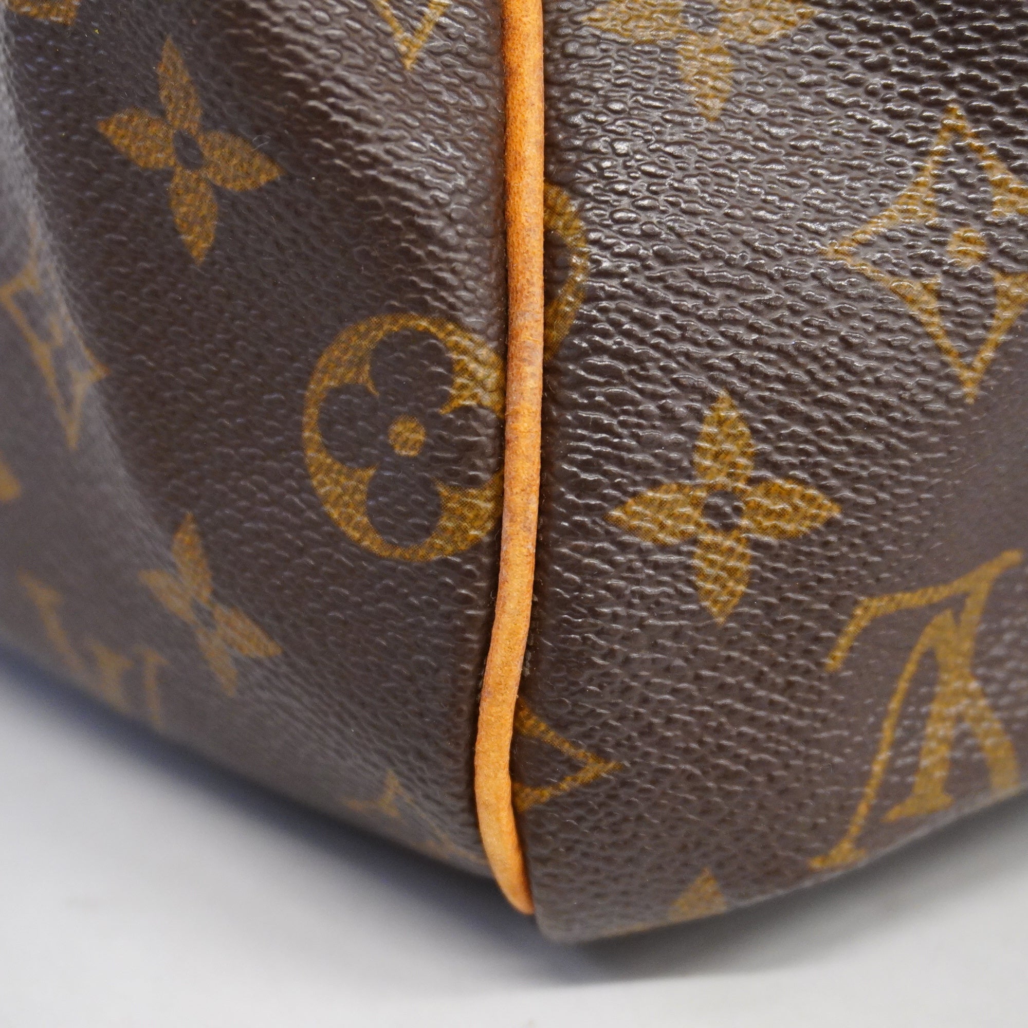 LO-LV bags 3324