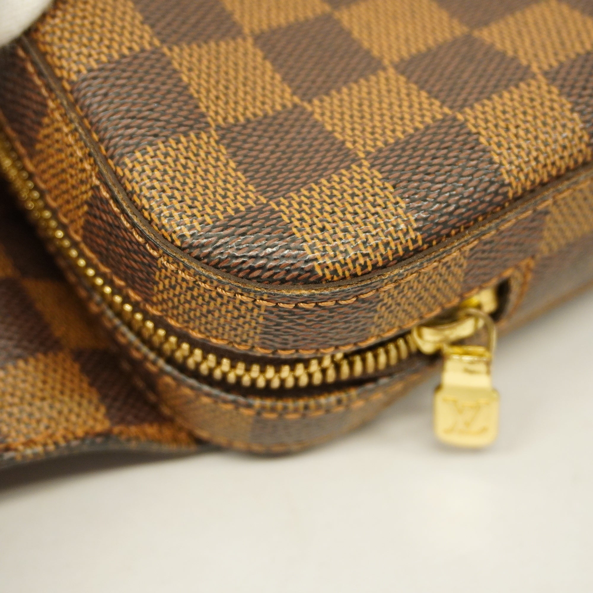 LO-LV bags 3151
